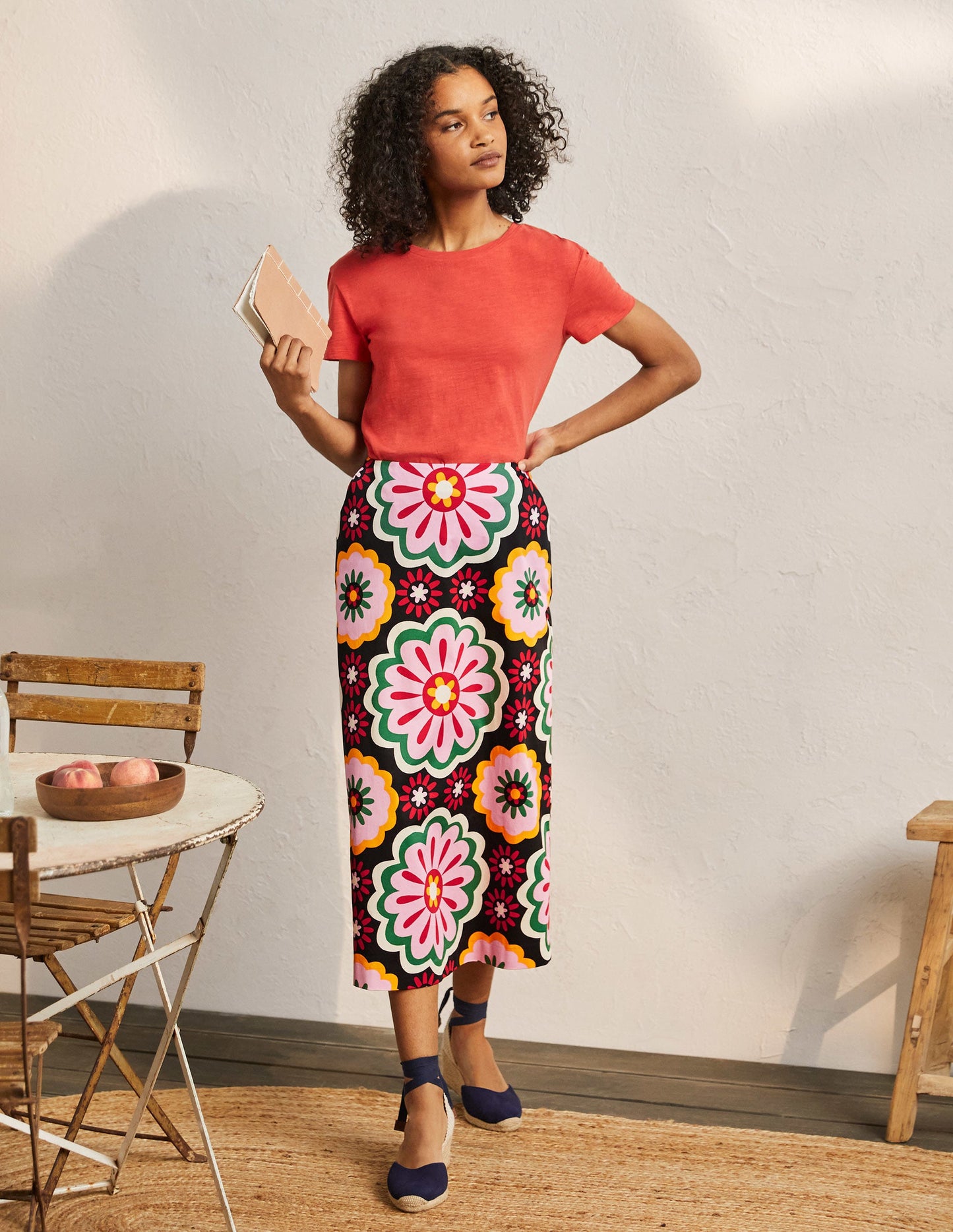 Printed A-line Midi Skirt-Black, Opulent Daisy