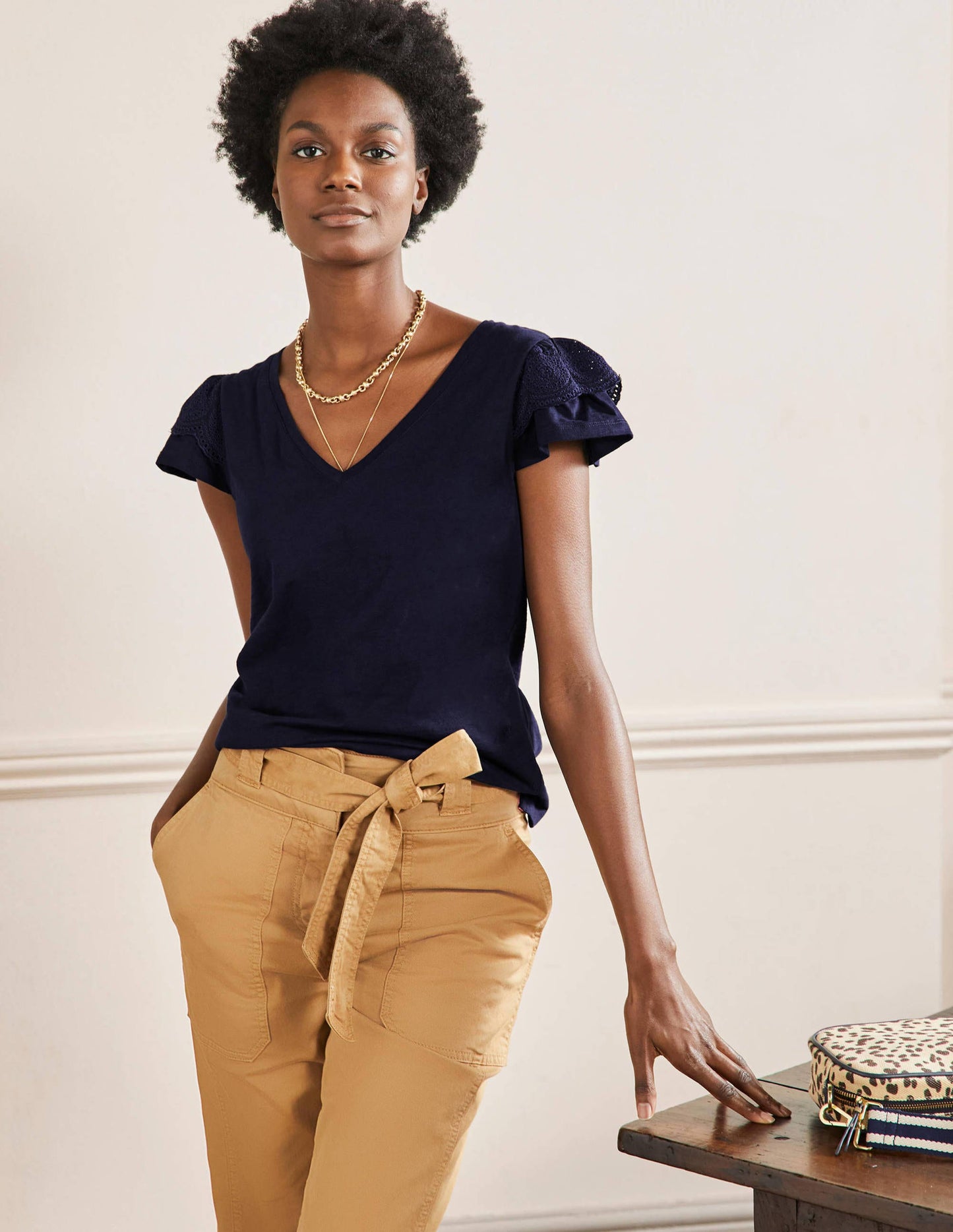 Broderie Cotton V-Neck T-Shirt-Navy