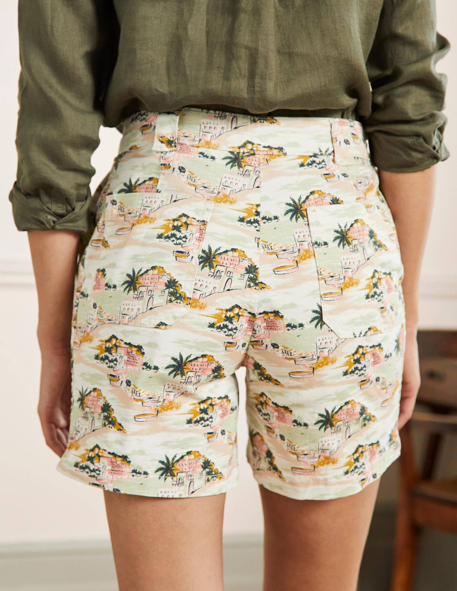 Classic Chino Shorts-Ivory/Green Paradise Bay-3