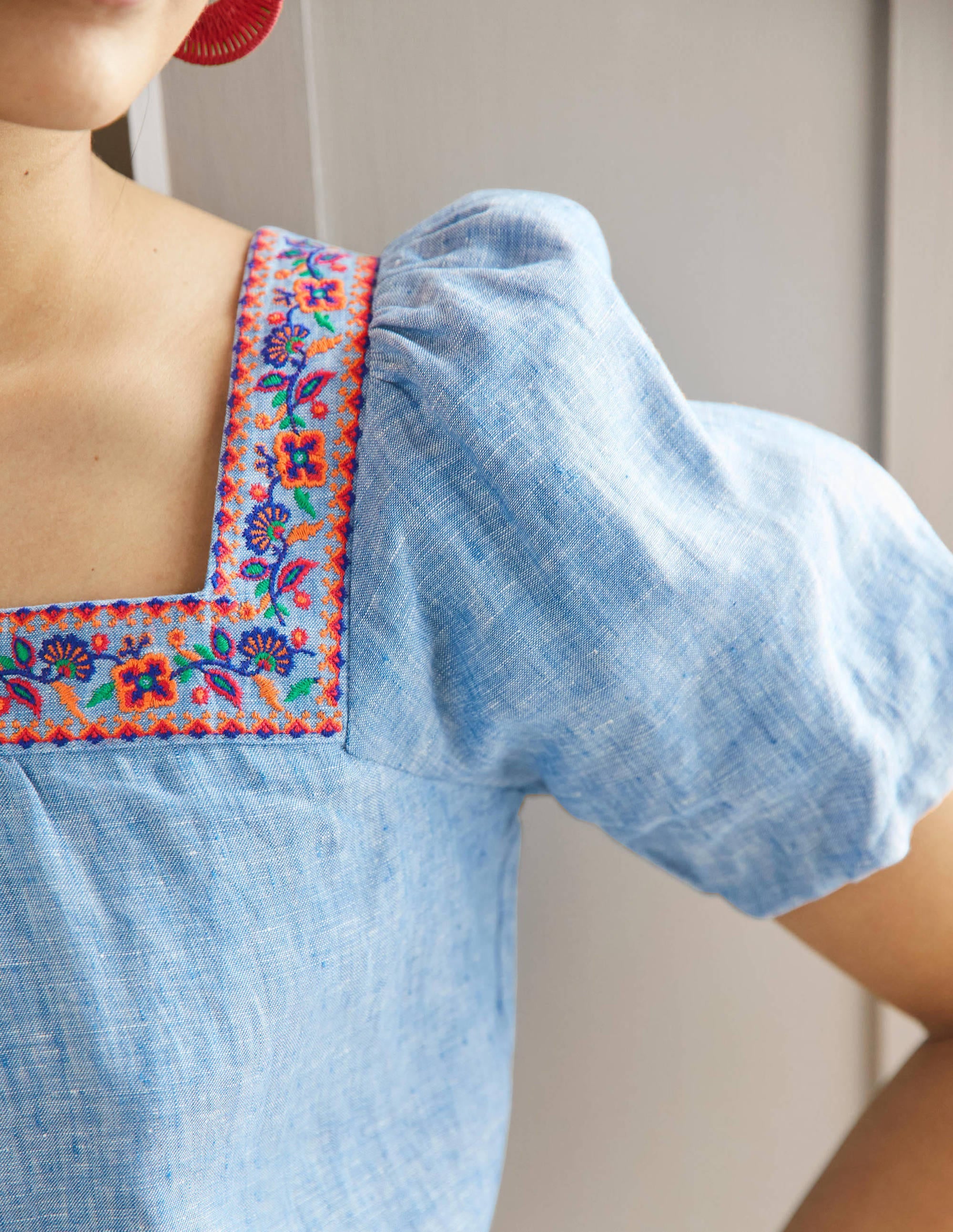 Square Neck Linen Top-Chambray - Image 2