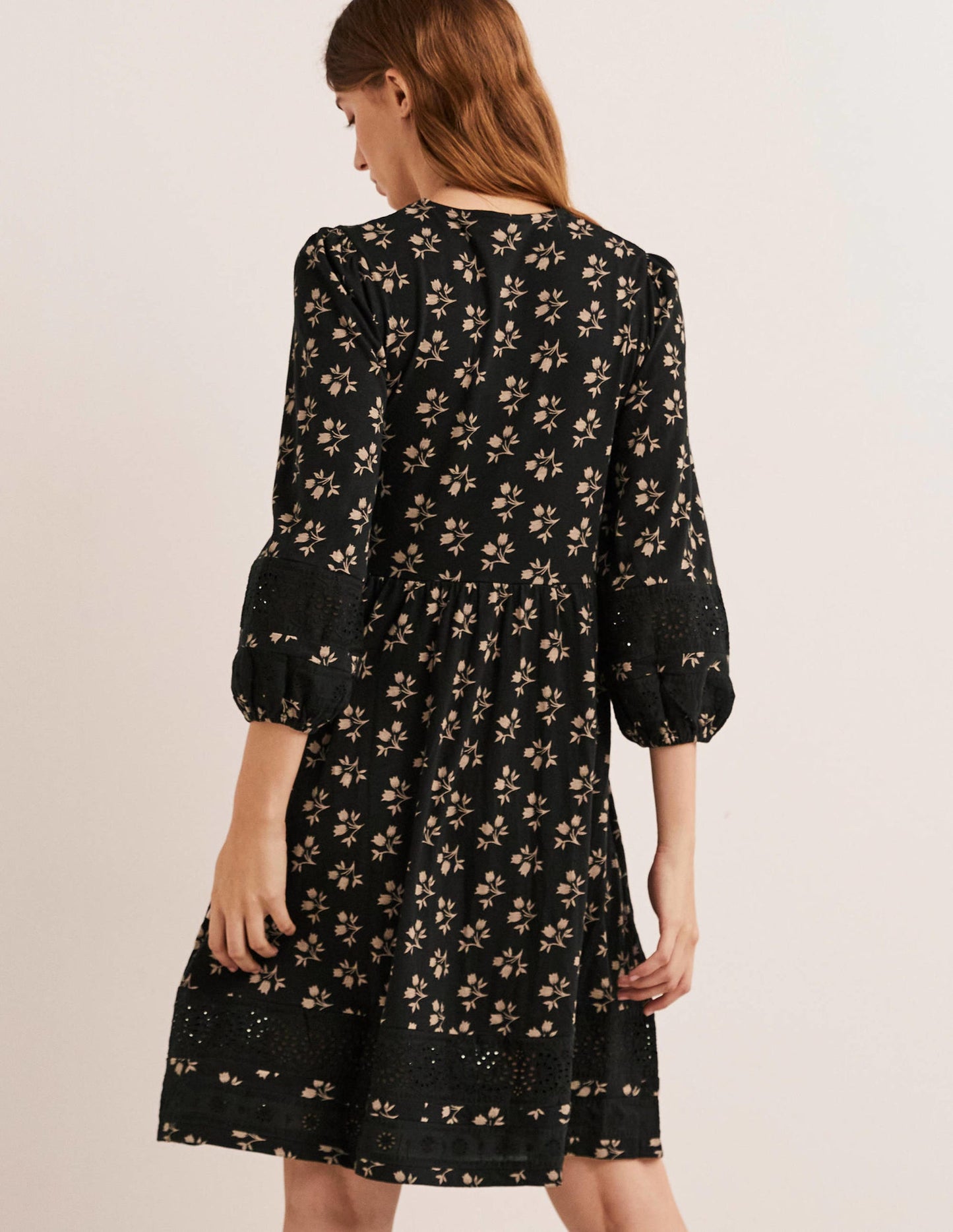 Detail Insert Jersey Dress-Black, Bouquet Bud