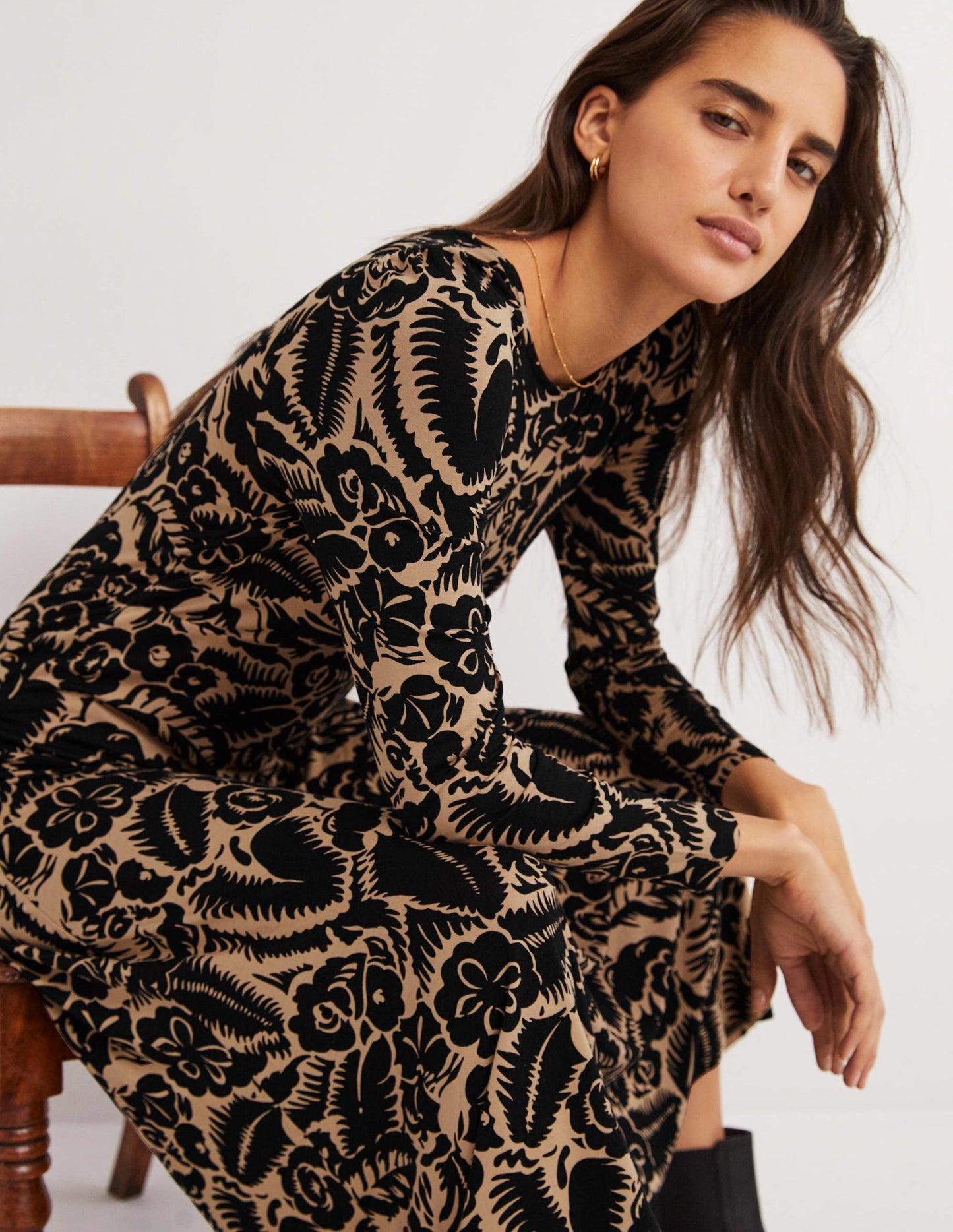 Crew Neck Jersey Midi Dress-Black, Abstract Garden