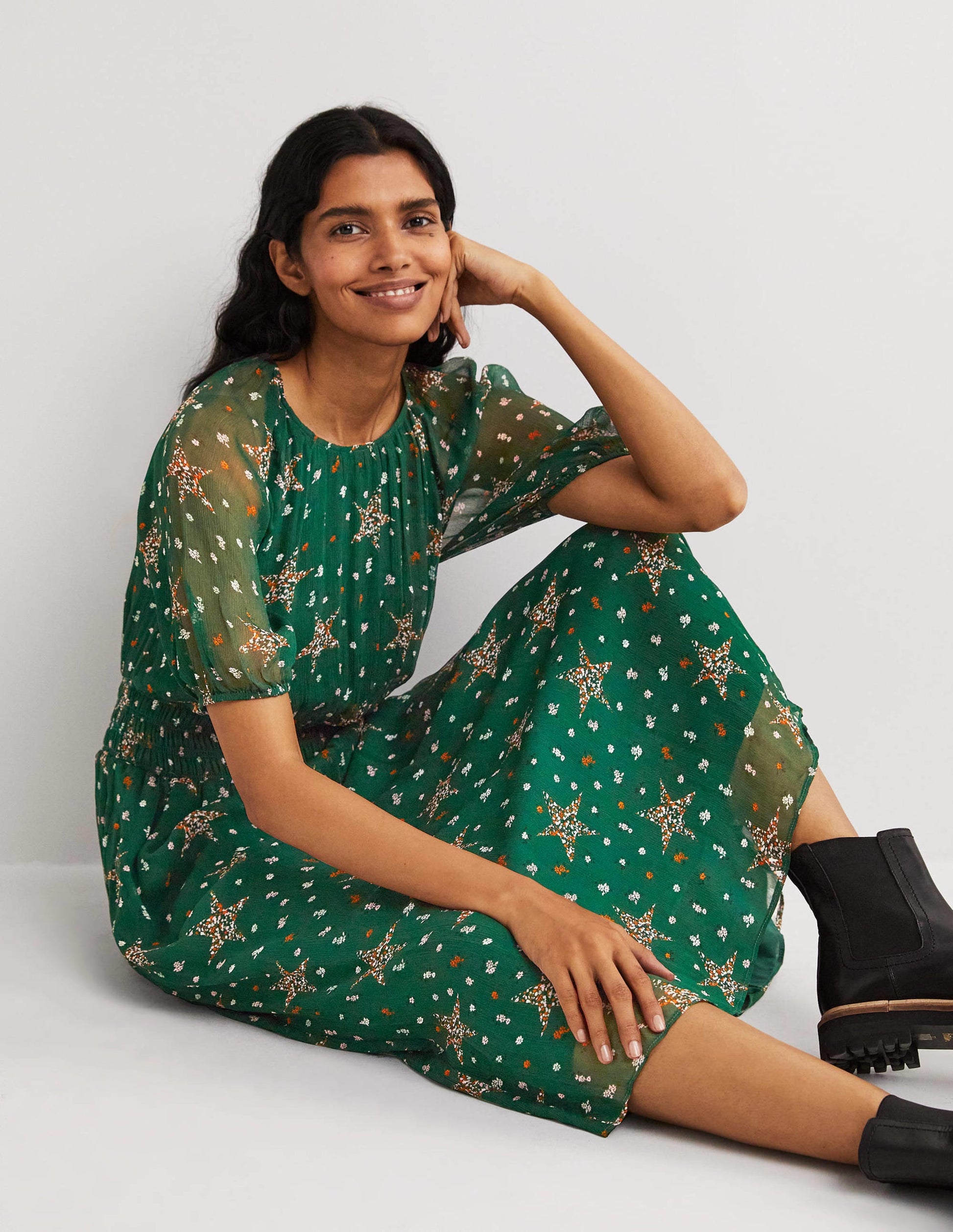 Deep Smocked Waist Midi Dress-Hunter Green, Star Floral-4
