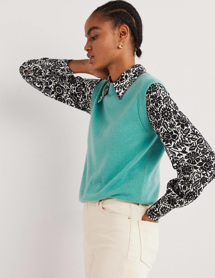 Dart Detail Fitted Shirt-Black, Foliage Bloom