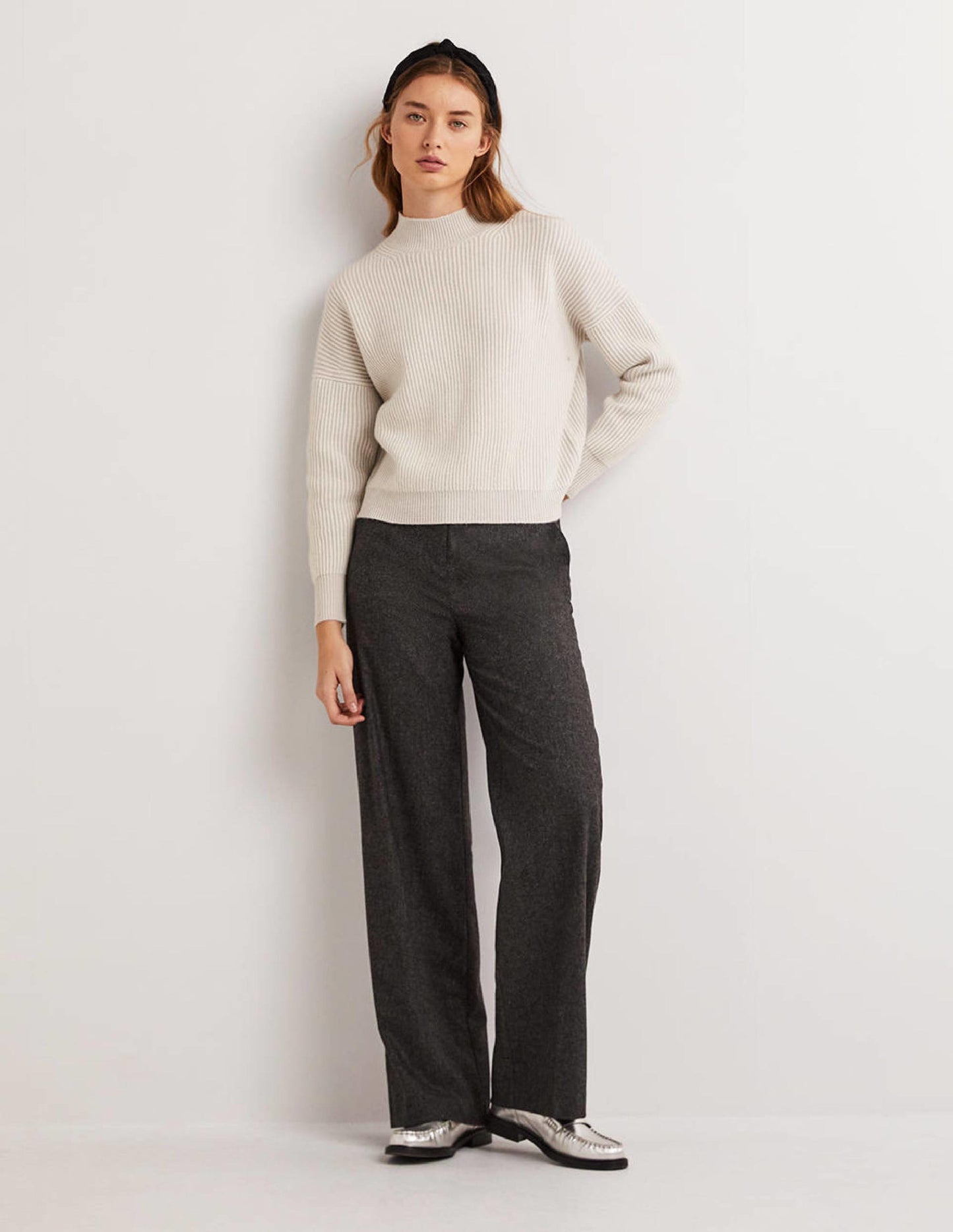 Cashmere Ribbed Jumper-Pale Grey, Ivory
