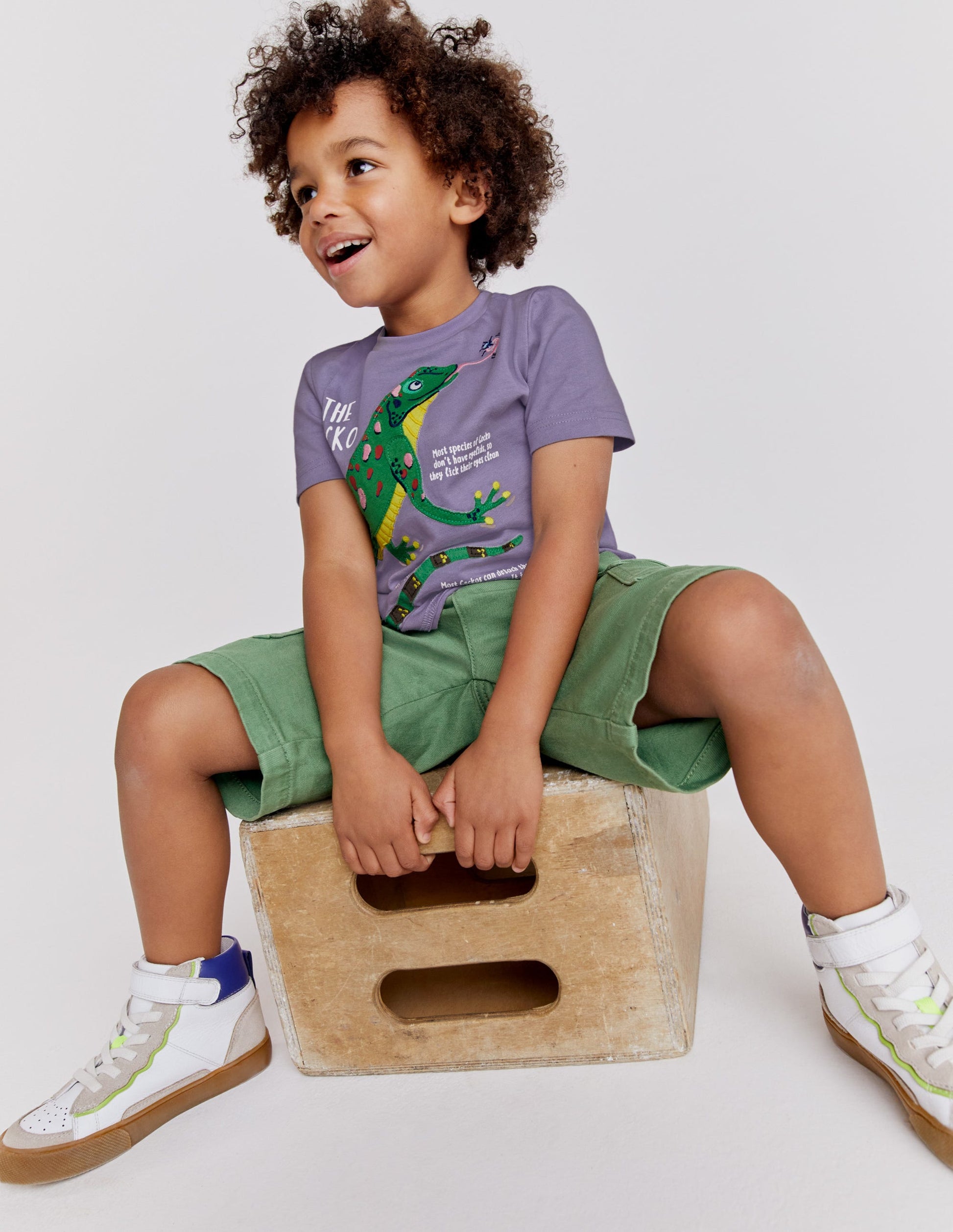 Animal Facts T-shirt-Misty Lavender Lizard-2