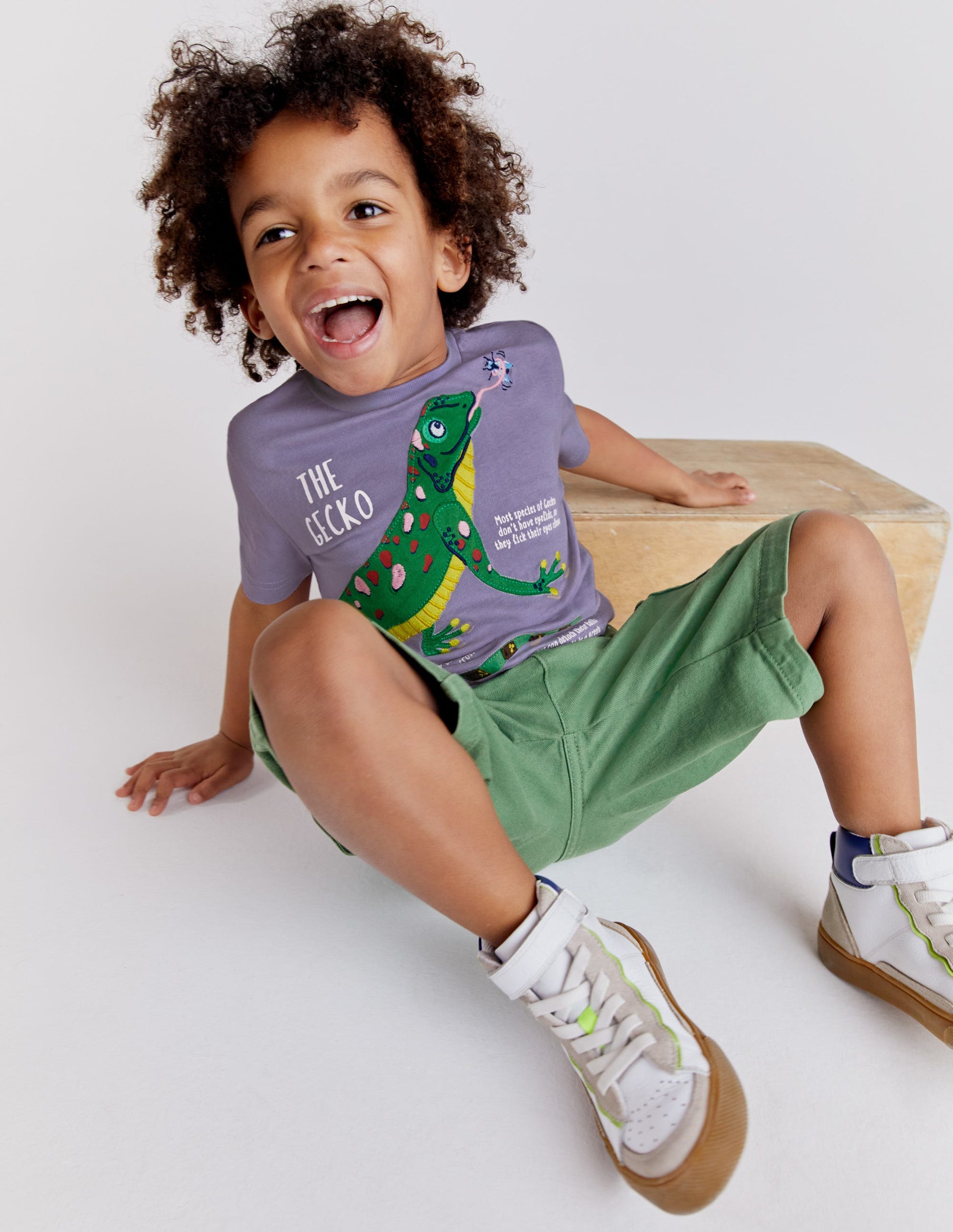 Animal Facts T-shirt-Misty Lavender Lizard-3