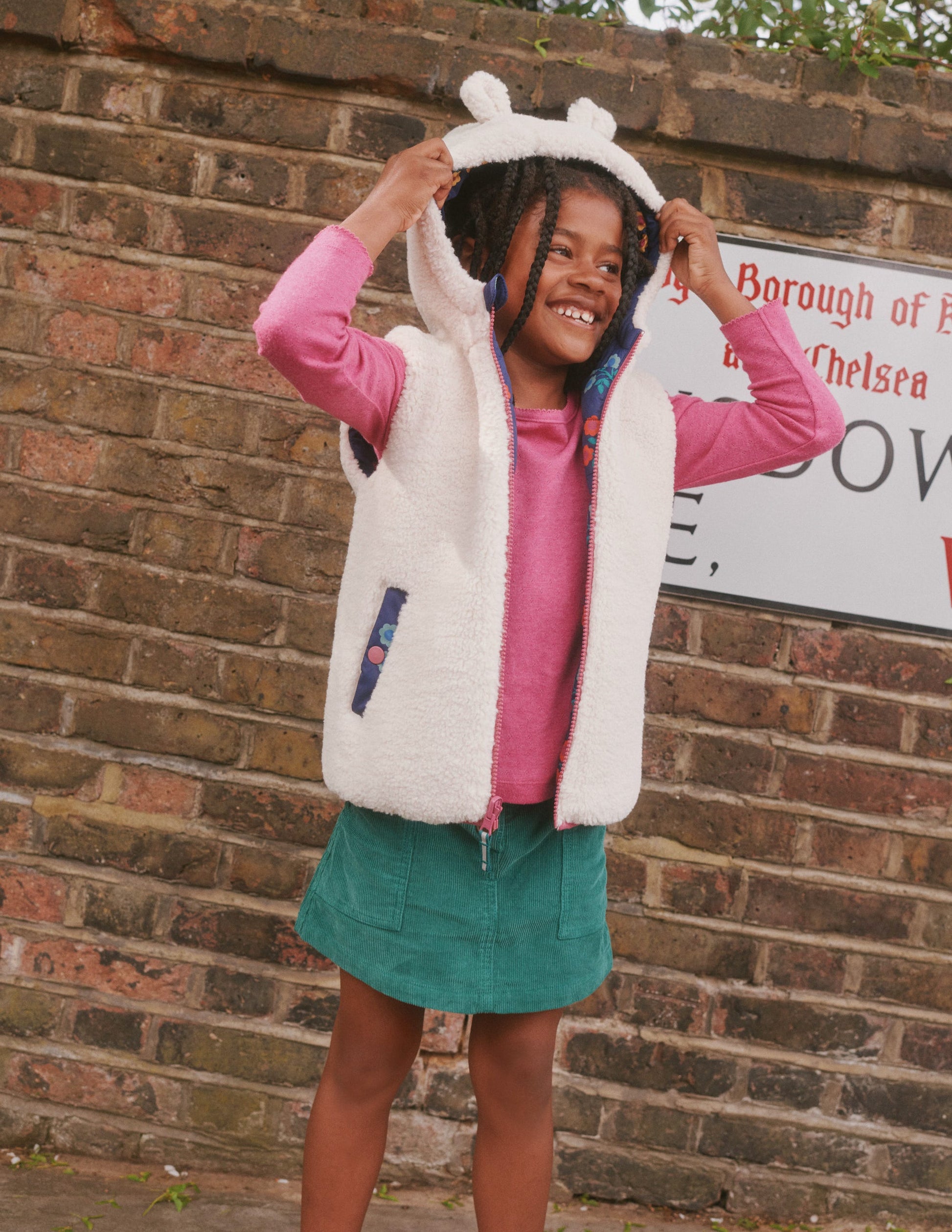 Borg Mix Reversible Gilet-College Navy Flower-5