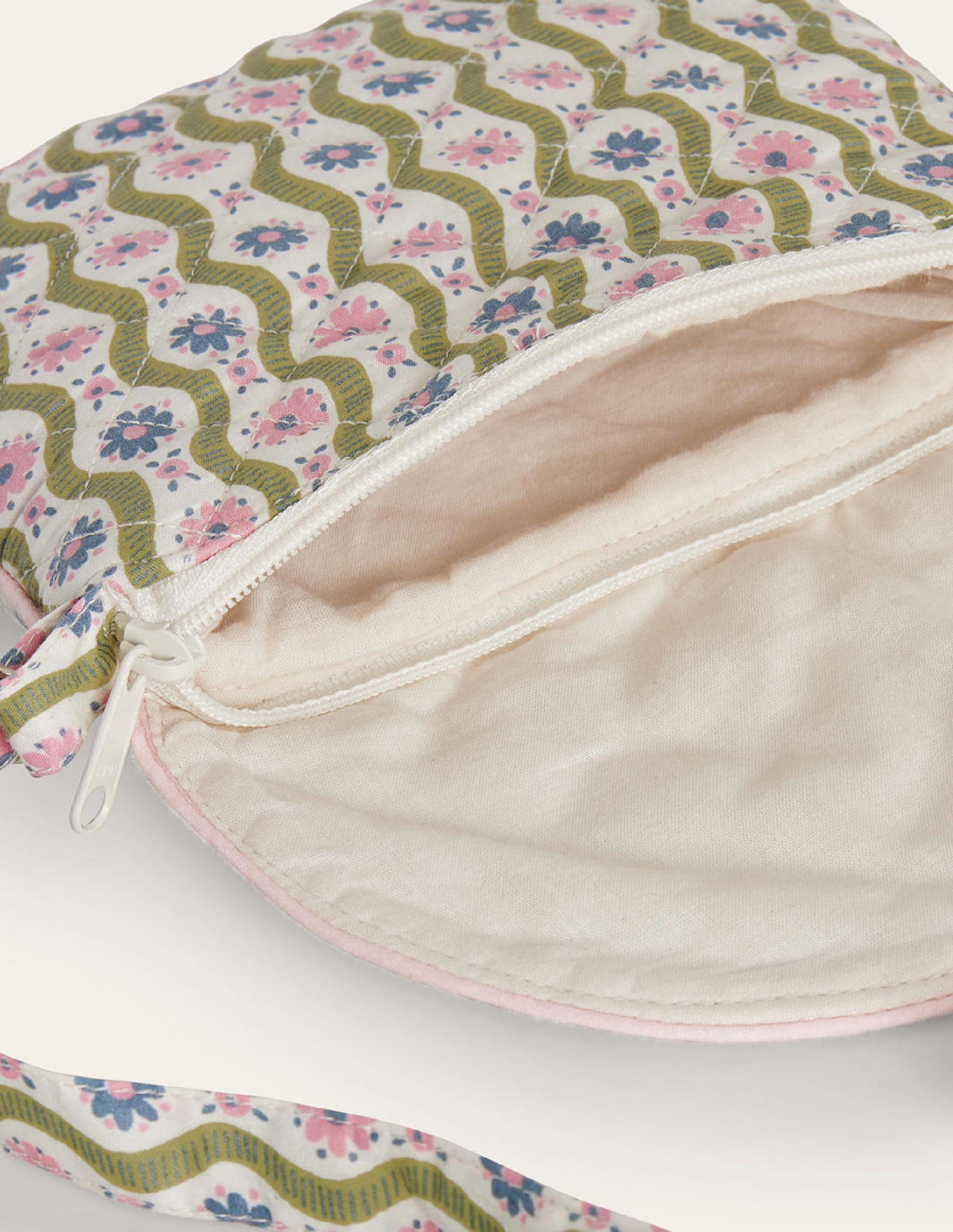 Quilted Crossbody Bag-Vanilla Pod Daisy Wave - Image 3