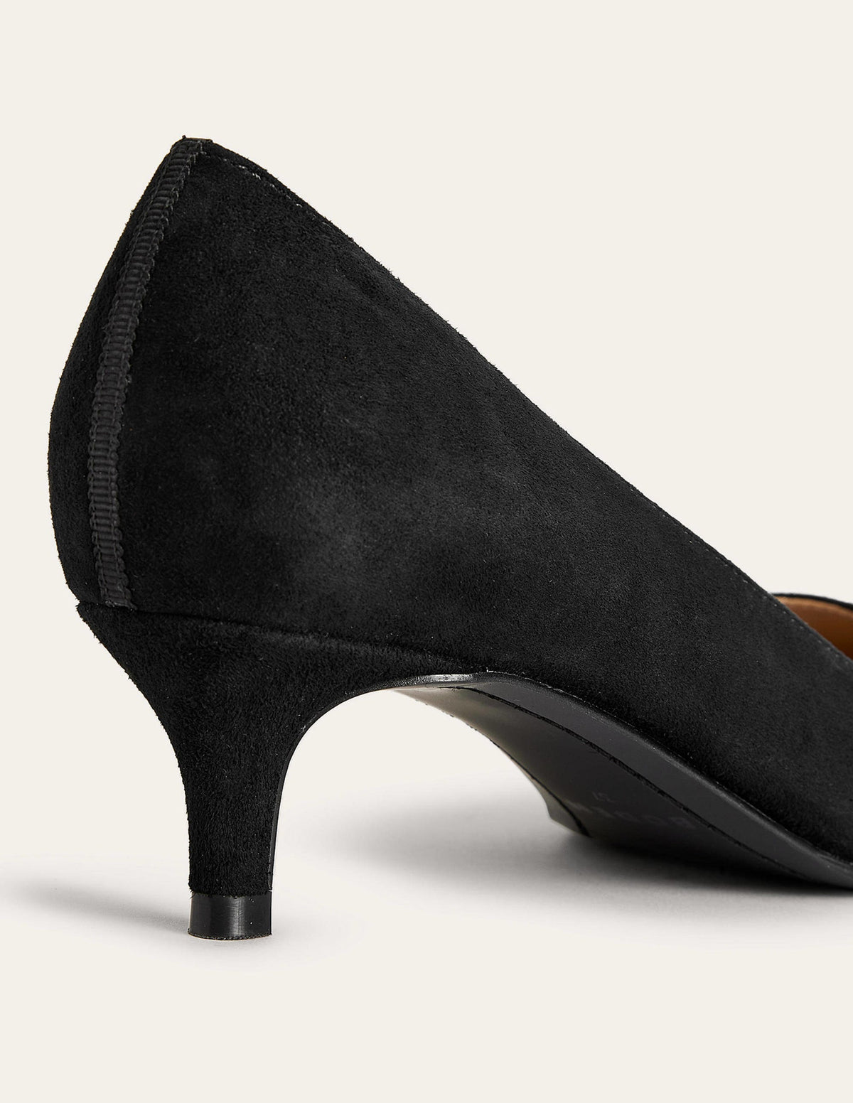 Lara Low-Heeled Court Shoes-Black-4
