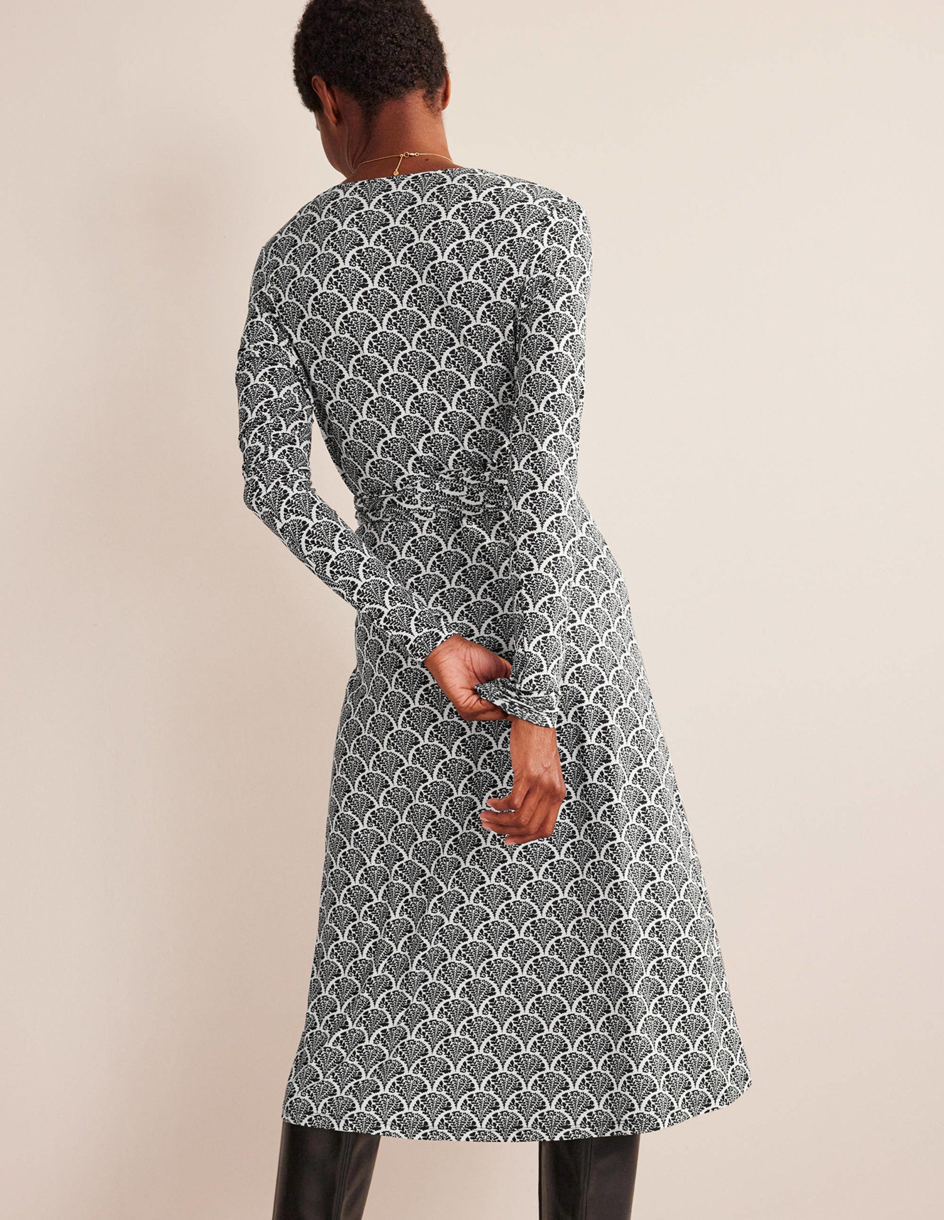 Nina Jersey Midi Dress-Black, Blossomy-3