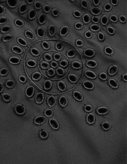 Broderie V-neck Swimsuit-Black-6