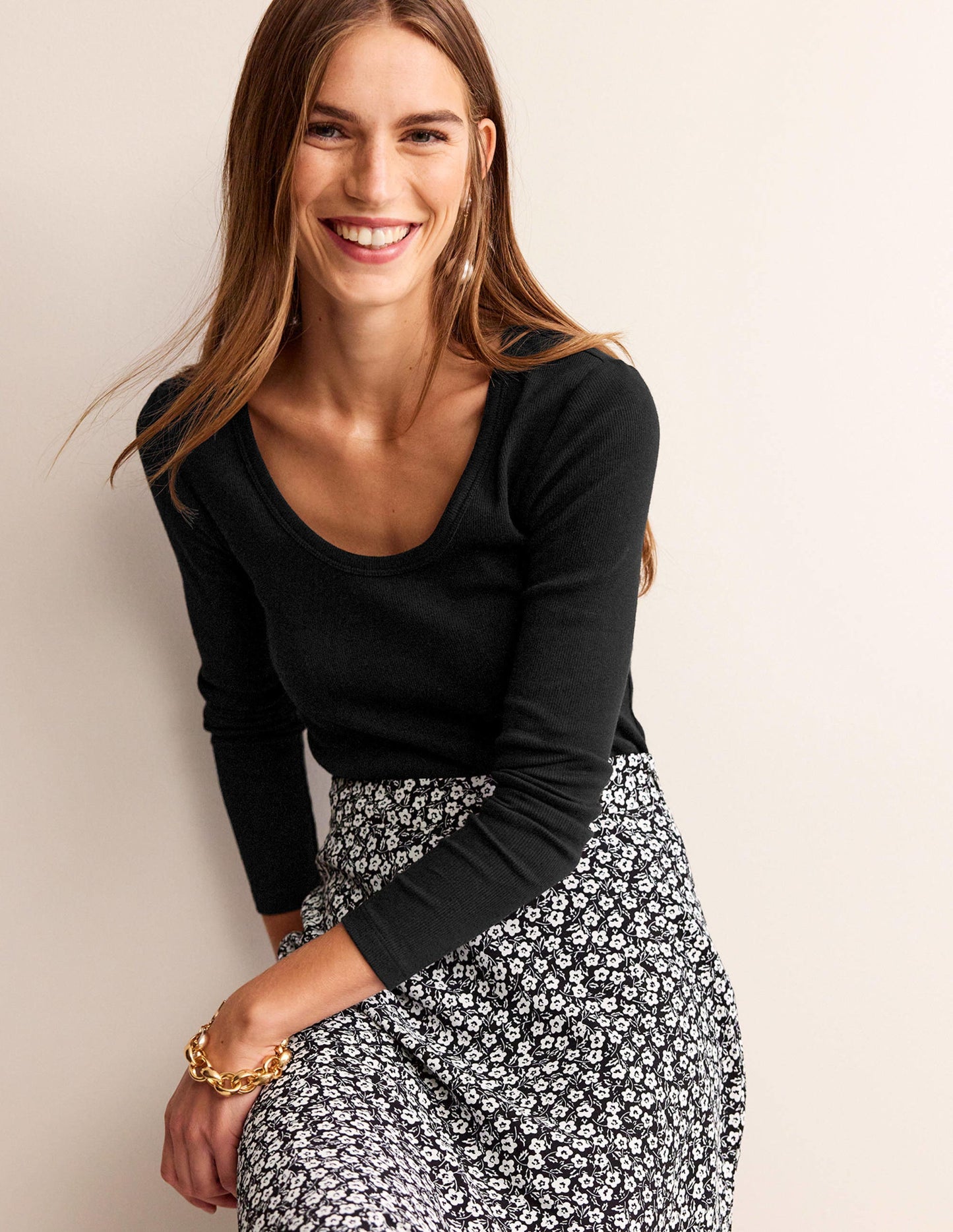 Cotton Rib Scoop Neck Top-Black