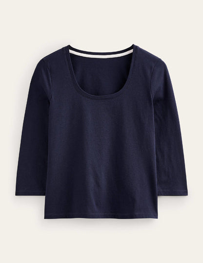 3/4 Sleeve Scoop Neck Top-Navy-5