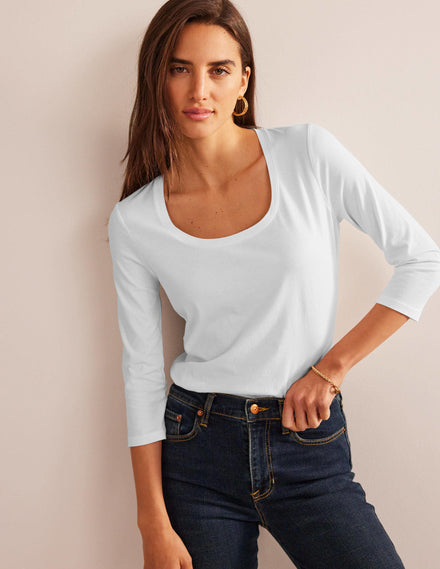 3/4 Sleeve Scoop Neck Top-White