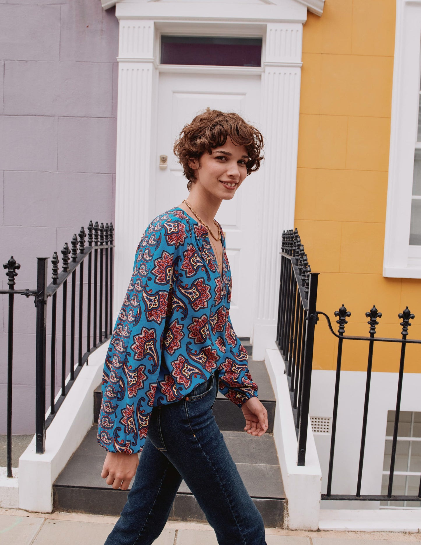 Border Print Raglan Top-Blue, Paisley Amaryllis
