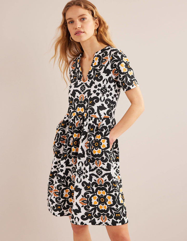 Easy Notch Neck Jersey Dress-Black, Opulent Pome