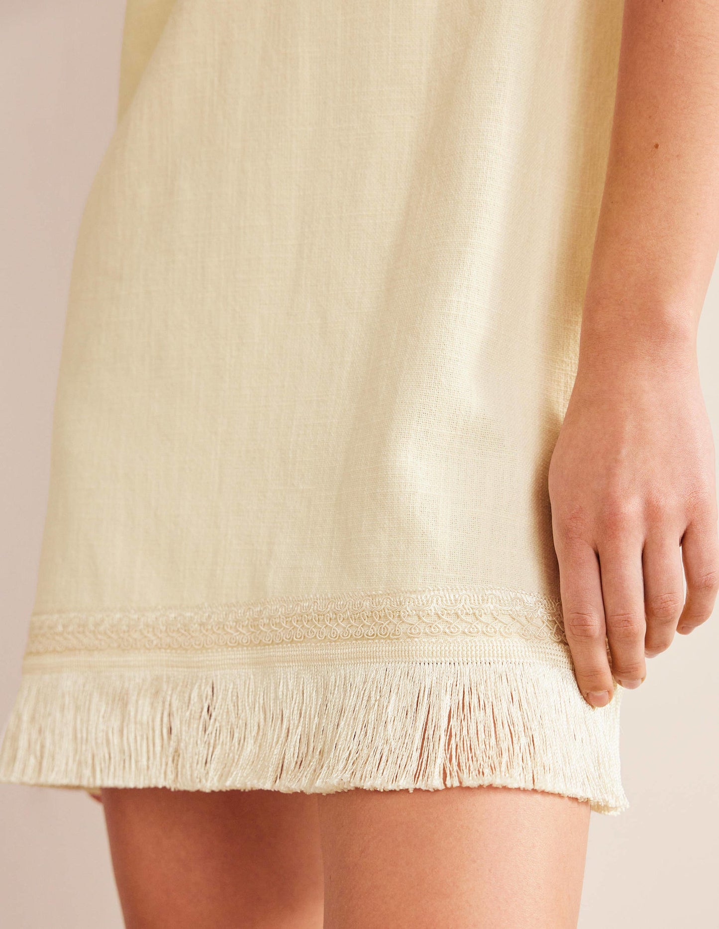 Fringe Hem Mini Shift Dress-Ivory