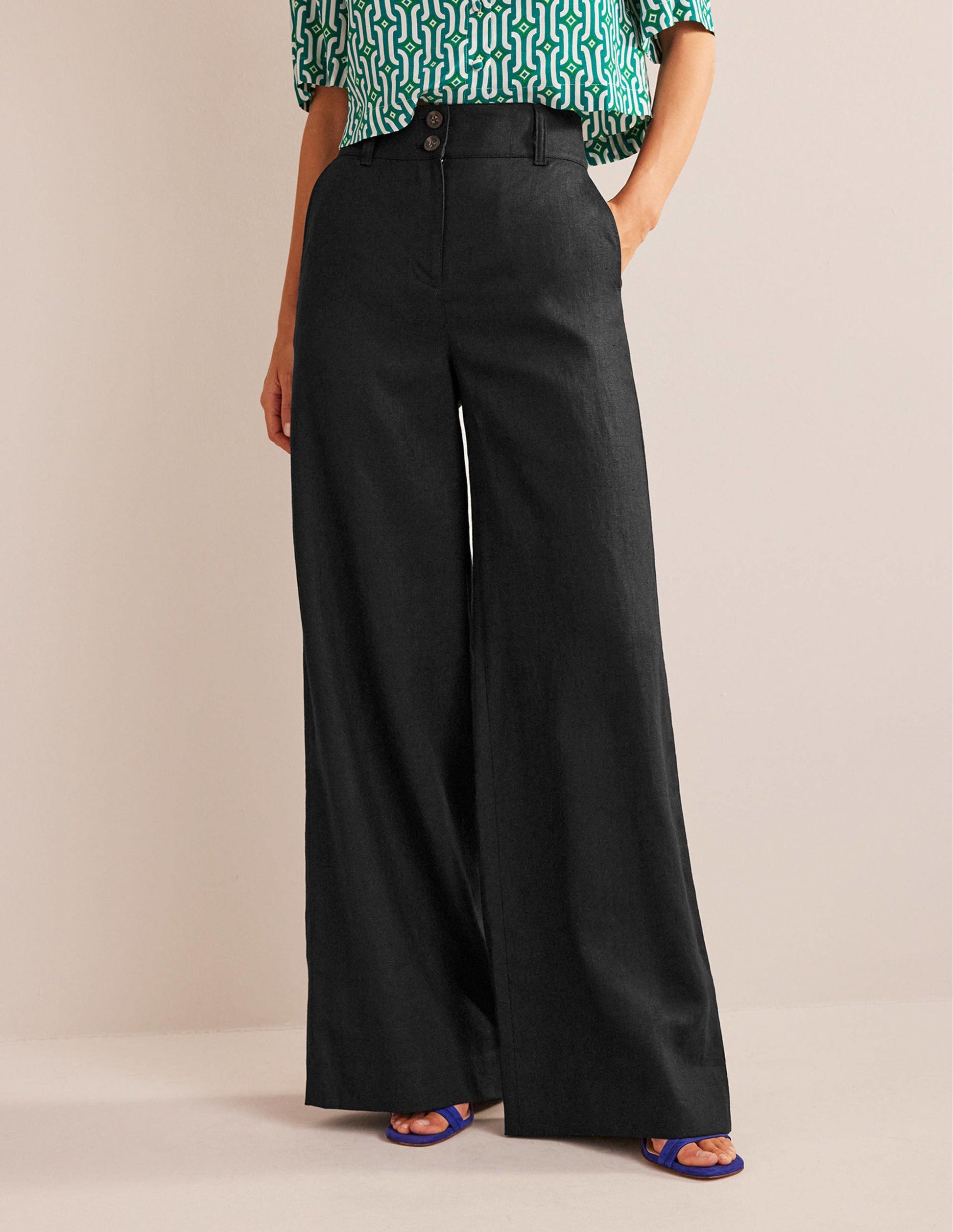 Highbury Linen Trousers-Black-4