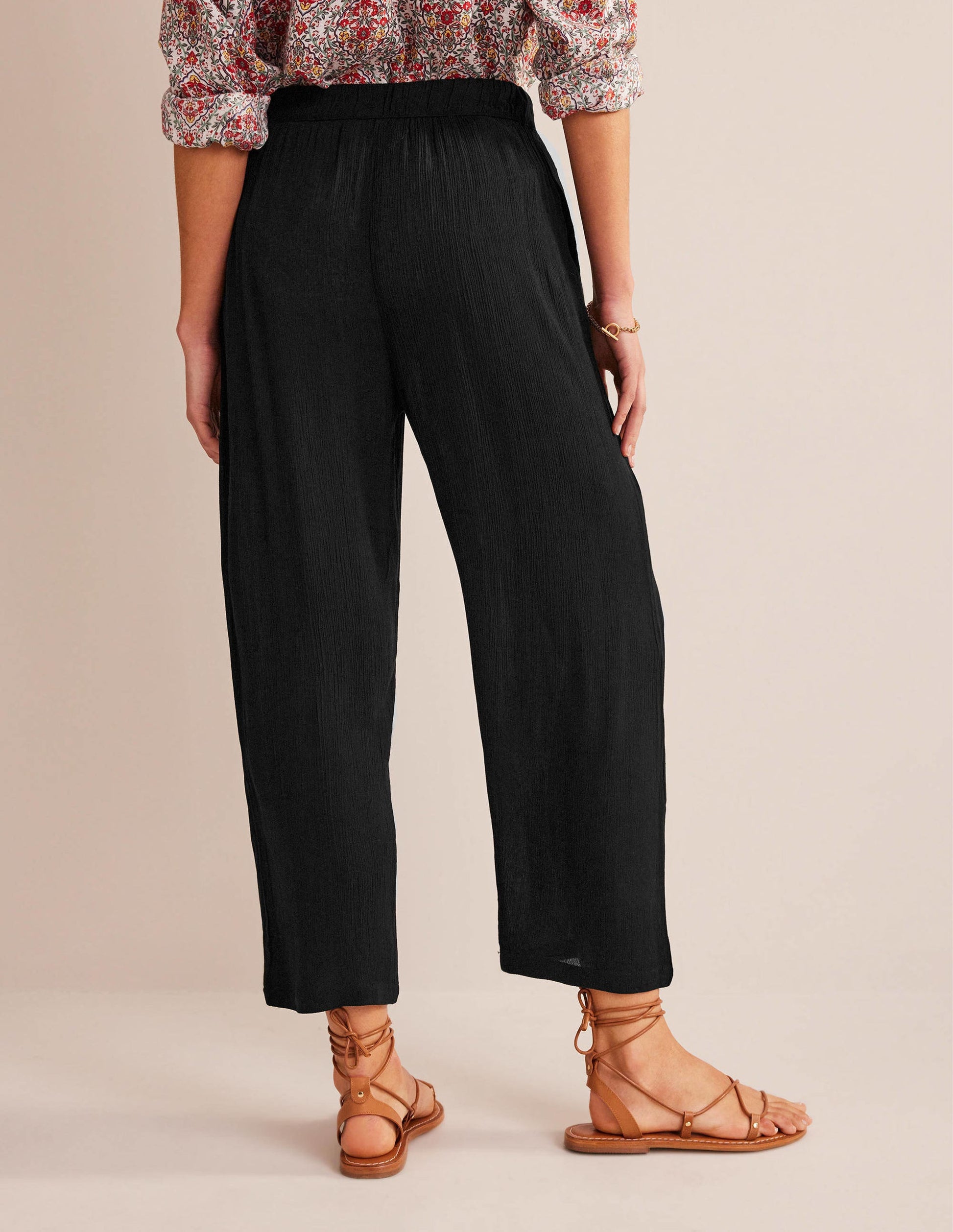 Crinkle Tapered Trousers-Black-3
