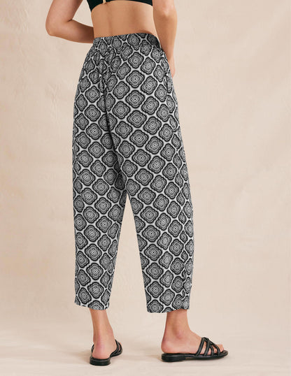 Crinkle Tapered Trousers-Black, Botanic Blush-3