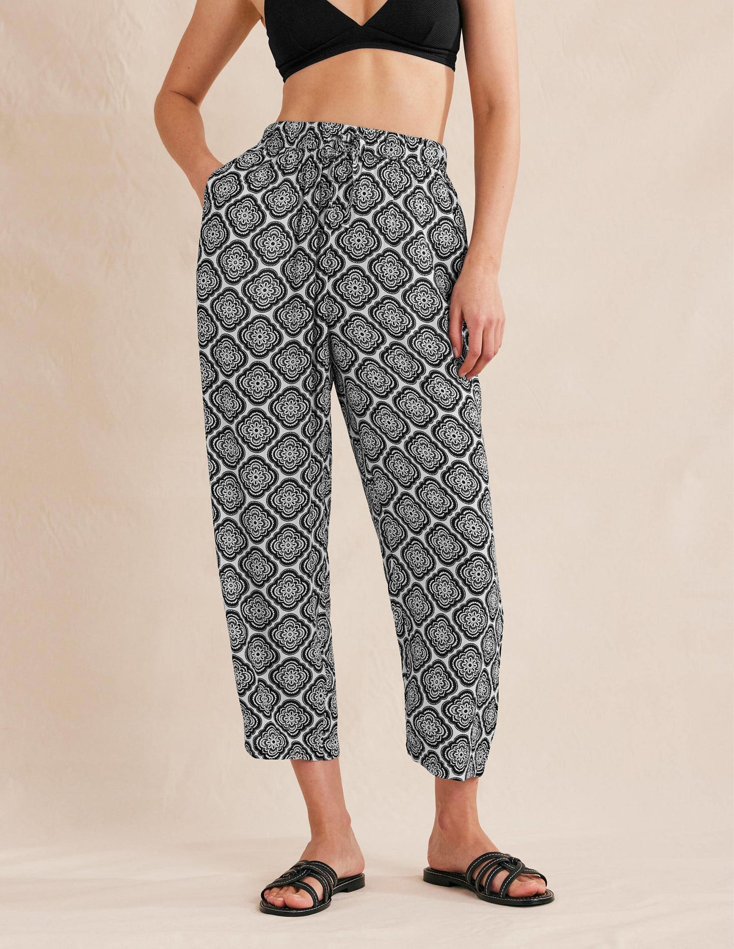 Crinkle Tapered Trousers-Black, Botanic Blush