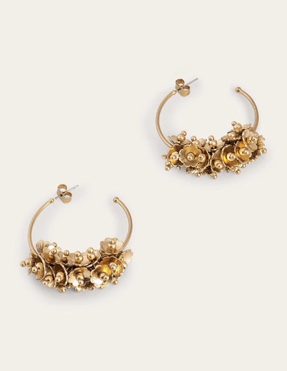 Flower Detail Clustered Hoops-Gold