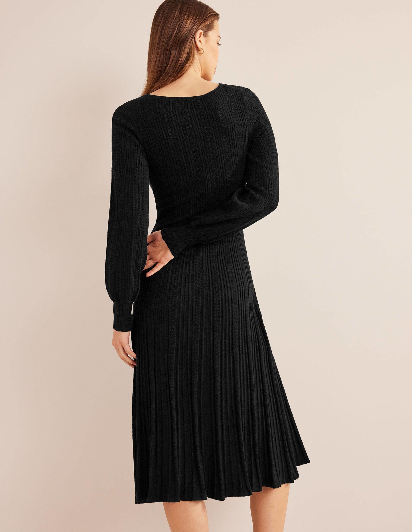 Twist Front Knitted Midi Dress-Black