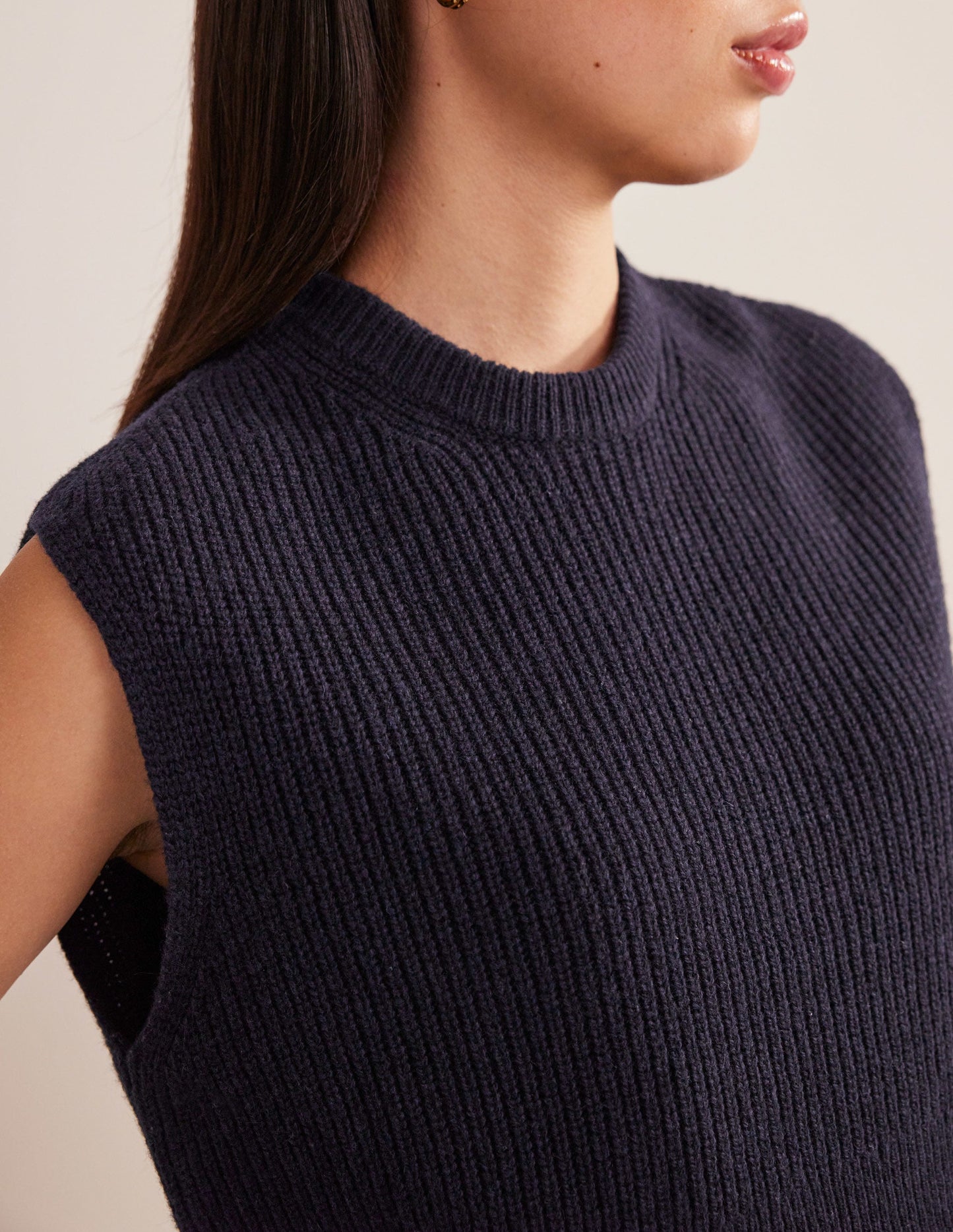 Cropped Ribbed Tank-Navy