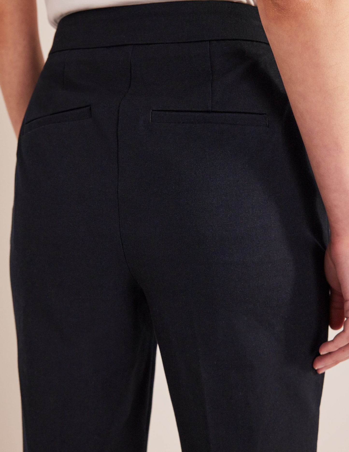 Bi-Stretch Tapered Trousers-Navy