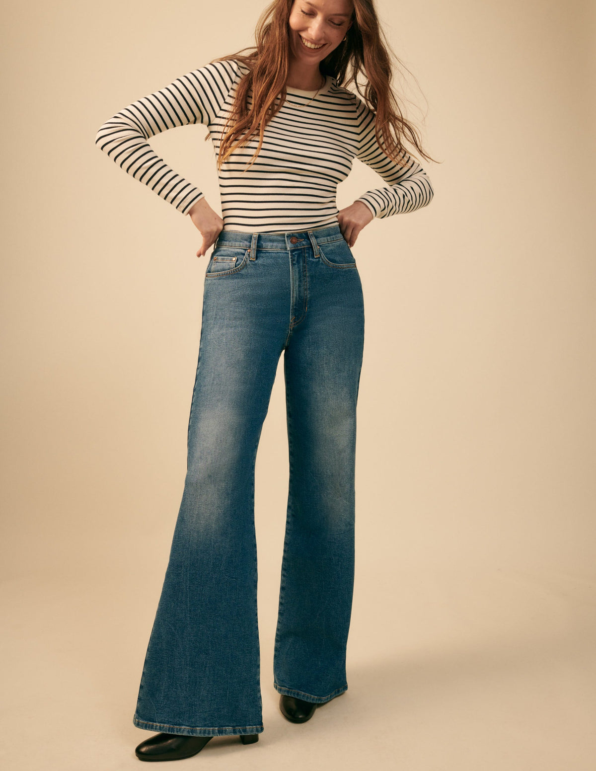 High Rise Wide Leg Jeans-Mid Vintage - Image 9