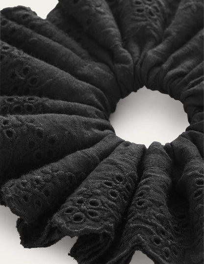 Broderie Scrunchie-Black-3
