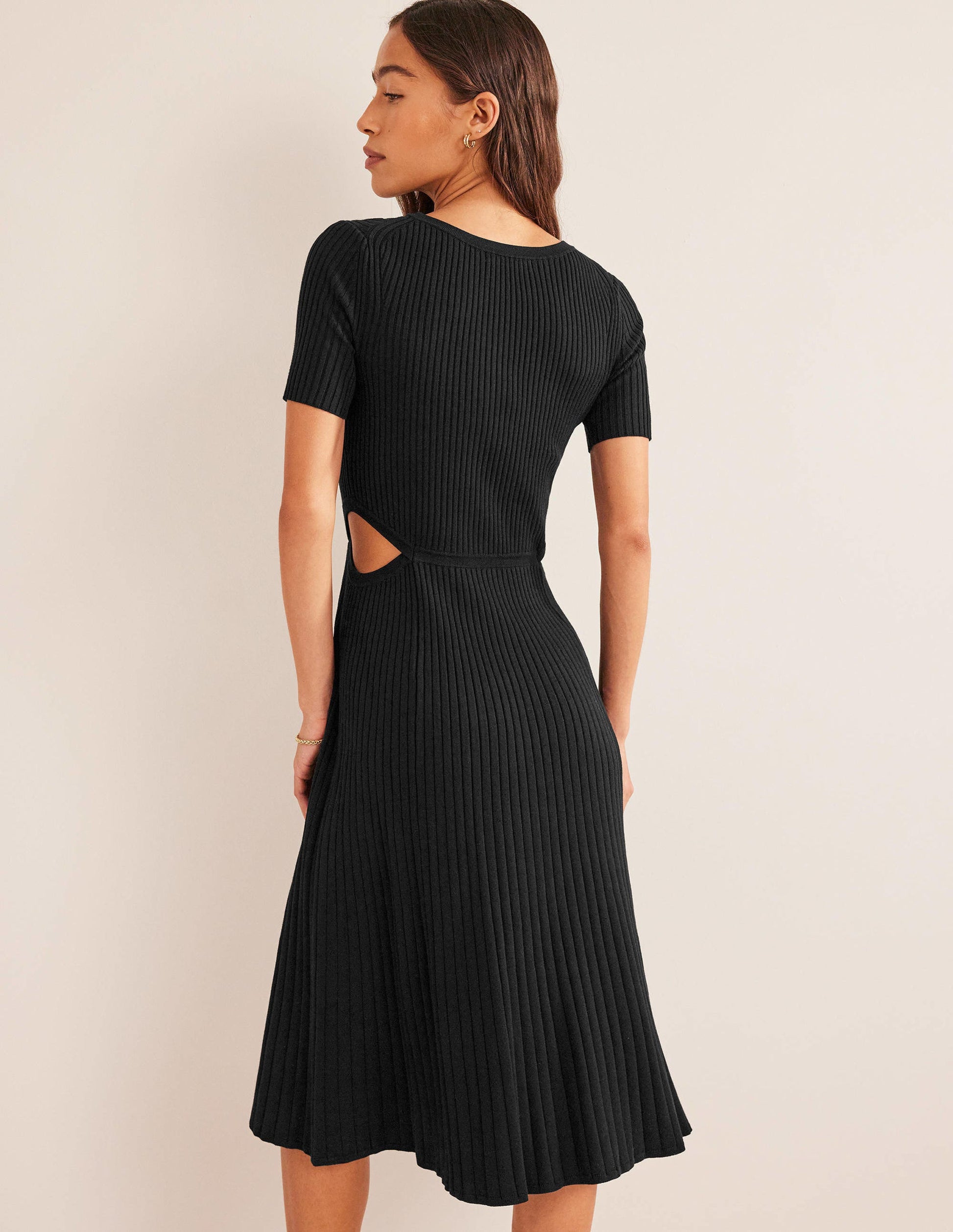 Cut Out Knitted Midi Dress-Black-3