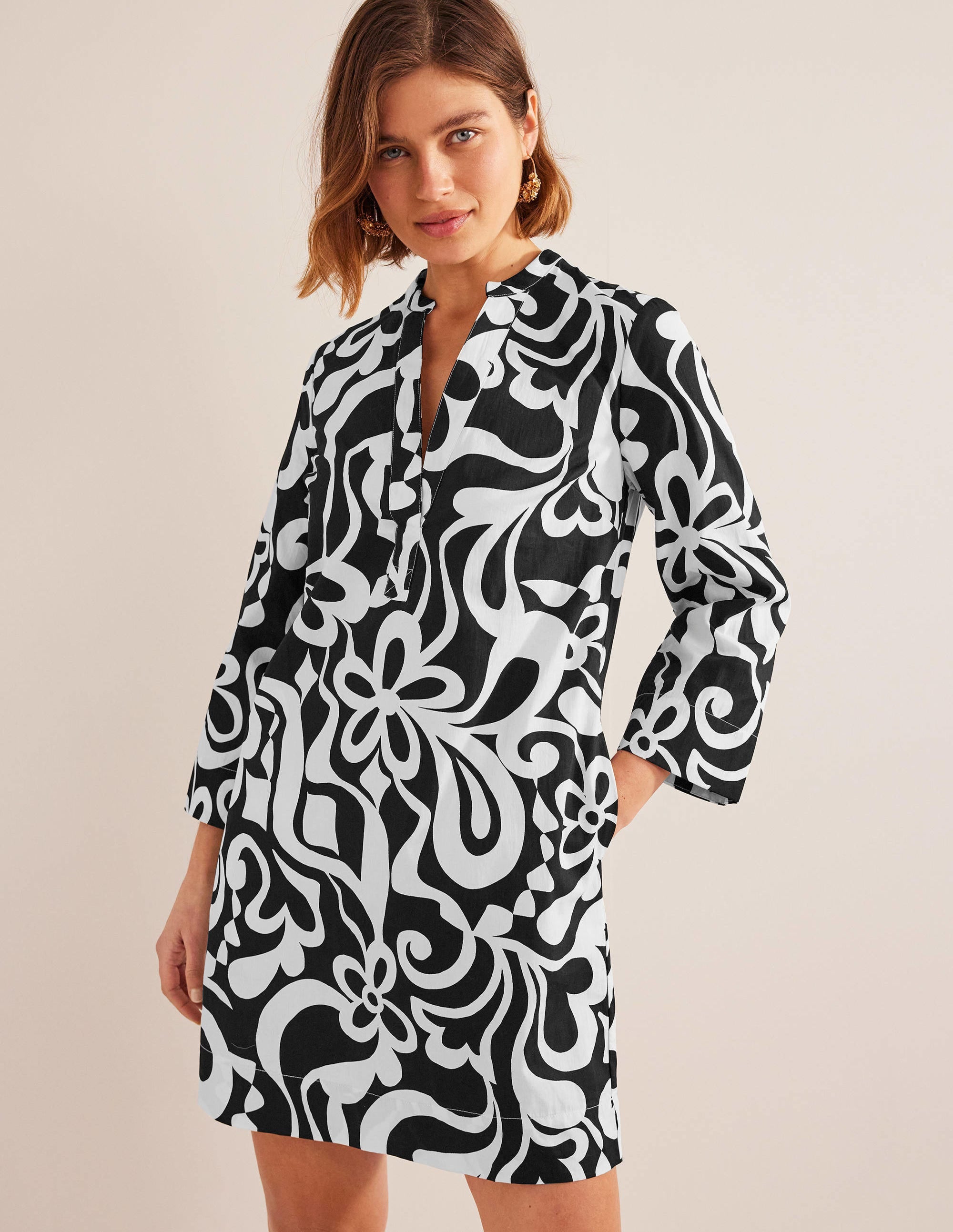 Notch Neck Mini Shift Dress-Black, Bloom Azure - Image 4