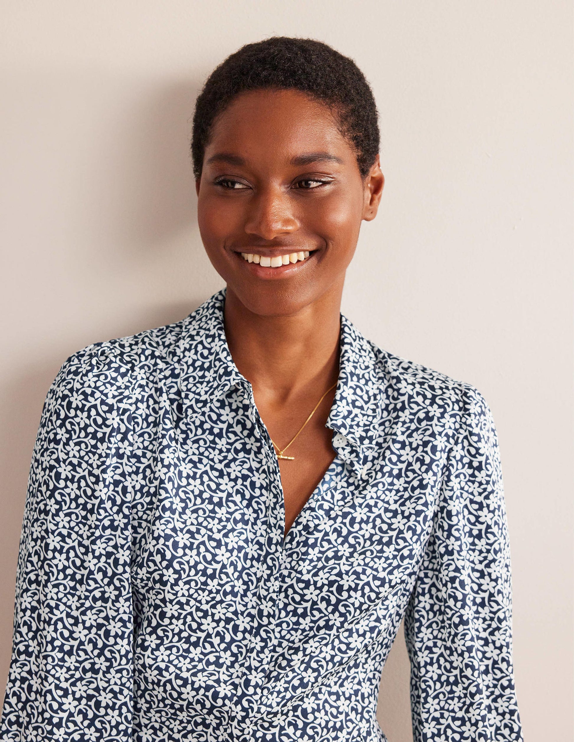 Pleated Skirt Midi Shirt Dress-Navy, Flower Stem-5