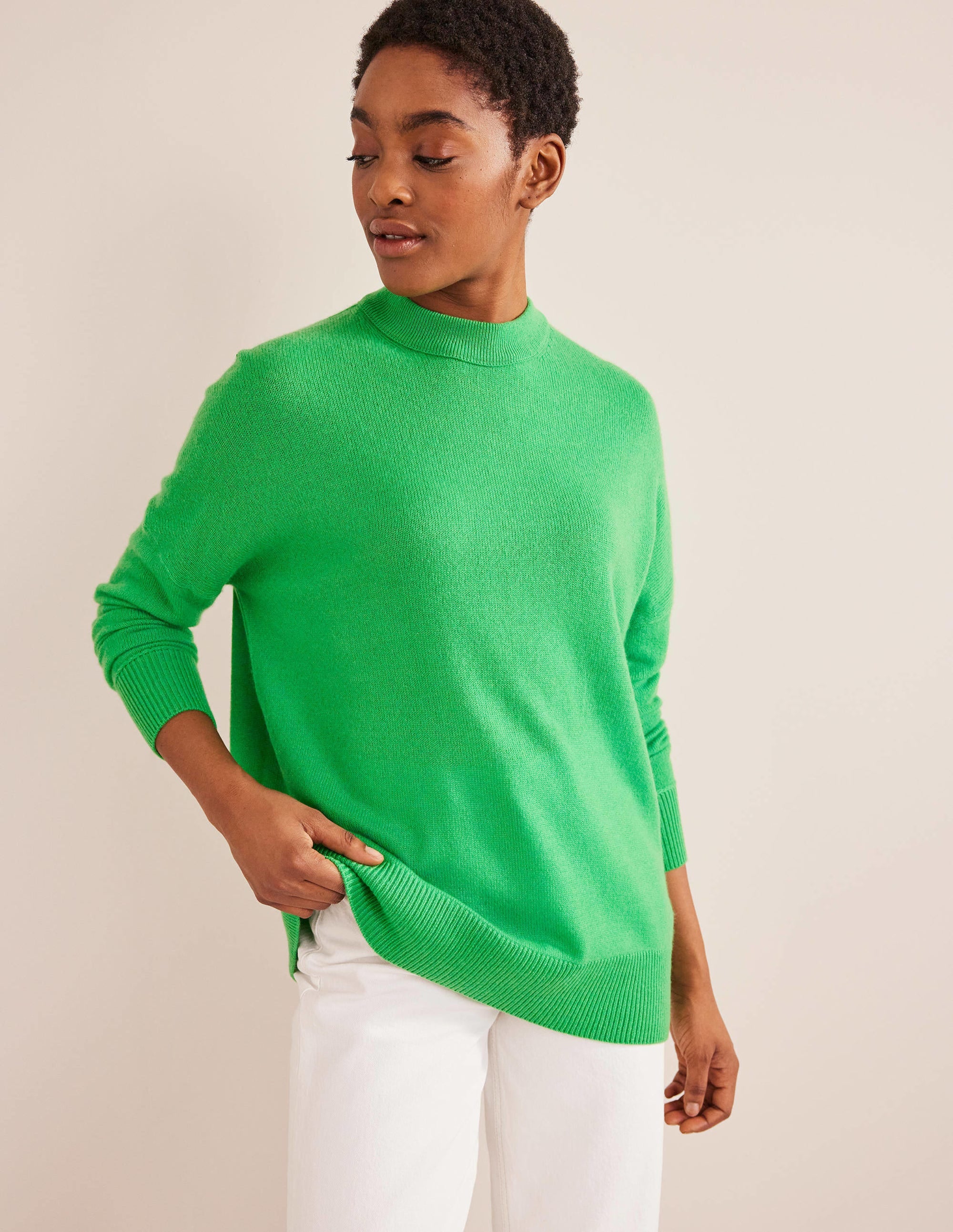 Cashmere Boyfriend Crew Jumper-Bright Green - Image 4