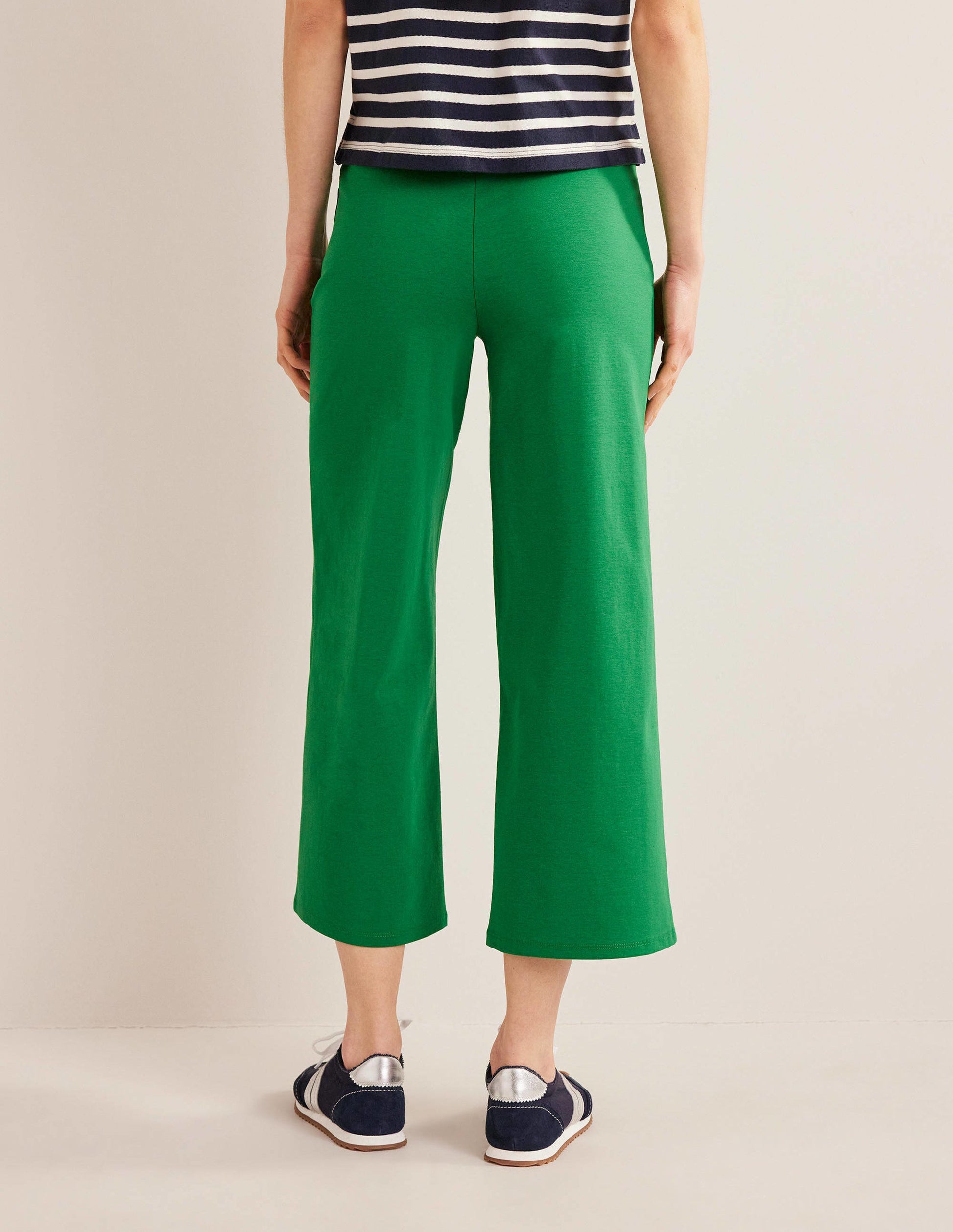 Cropped Jersey Trousers-Rolling Hills-3