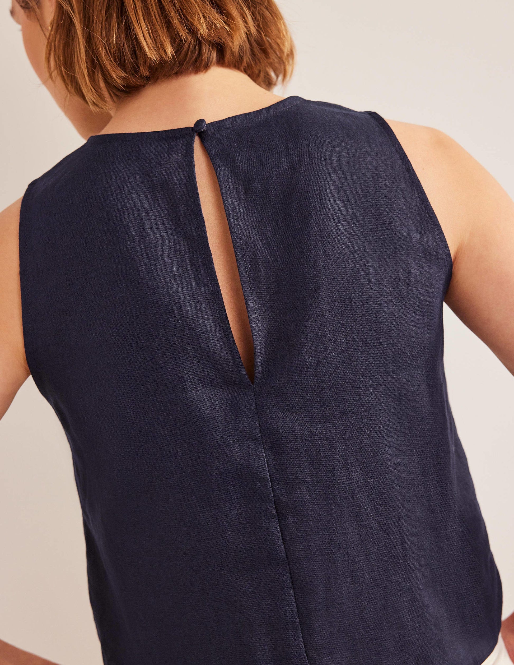 Boxy Linen Shell Top-Navy-2