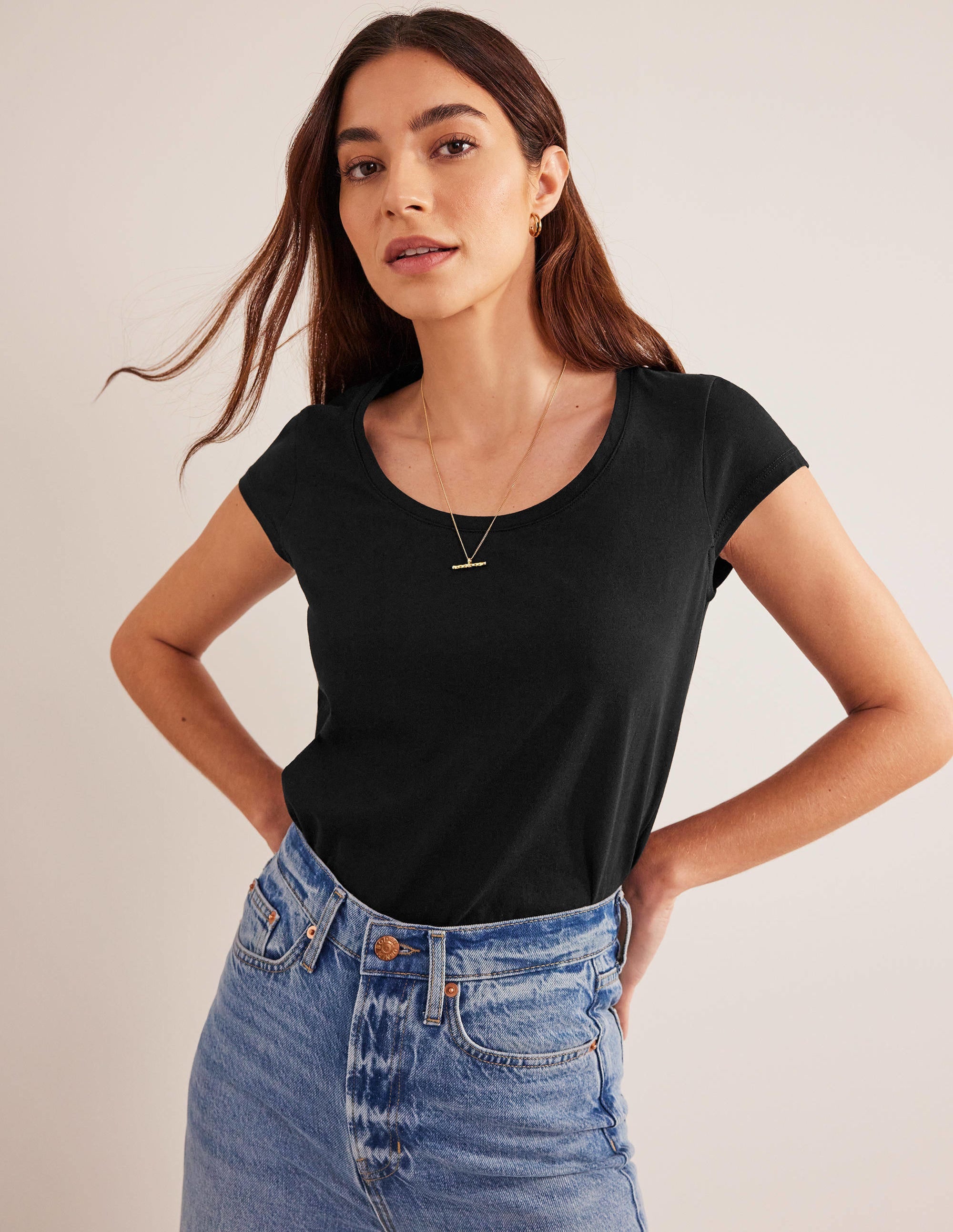 Pure Cotton Scoop Neck T-Shirt-Black - Image 1