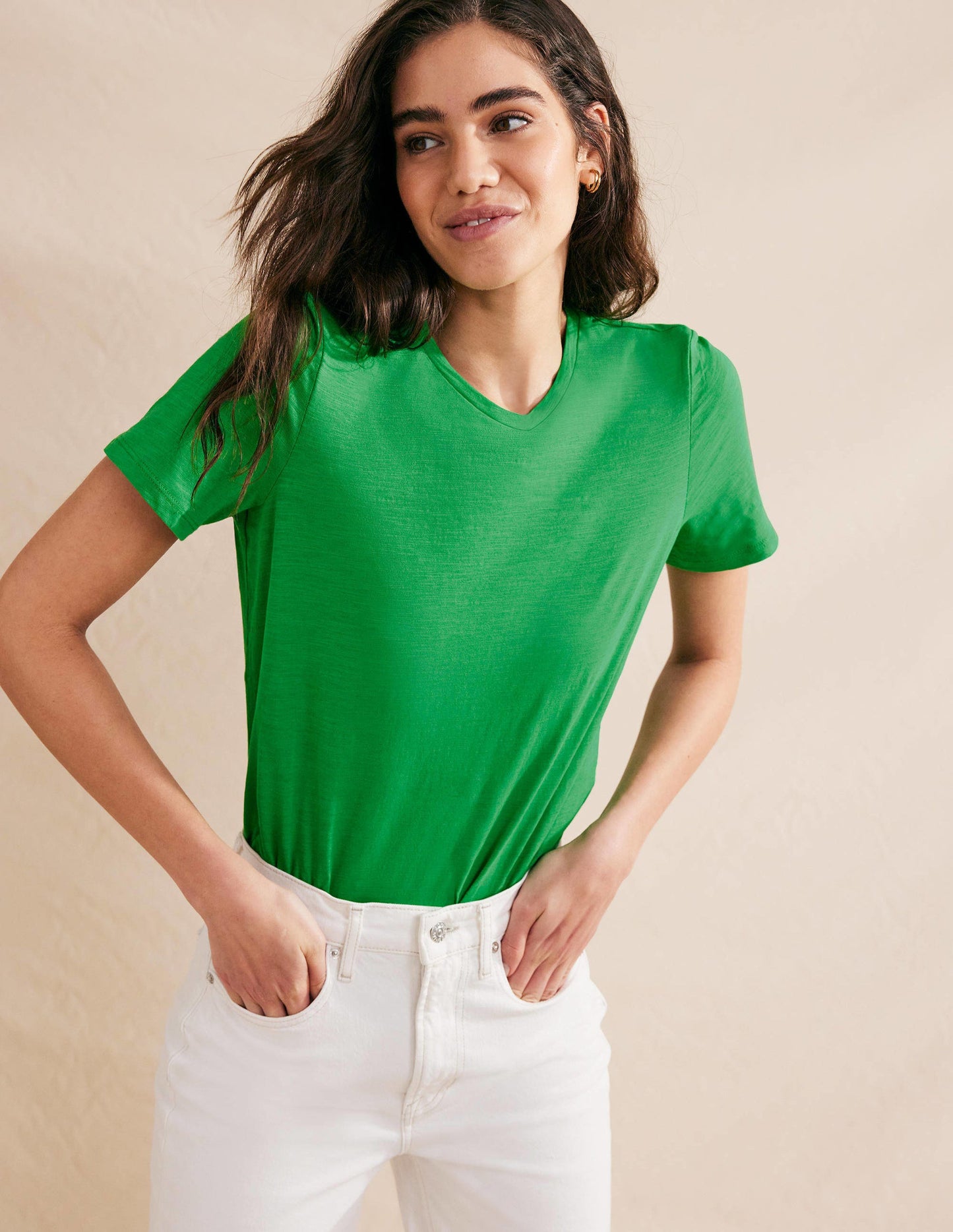 Cotton Crew Neck T-Shirt-Green Bee