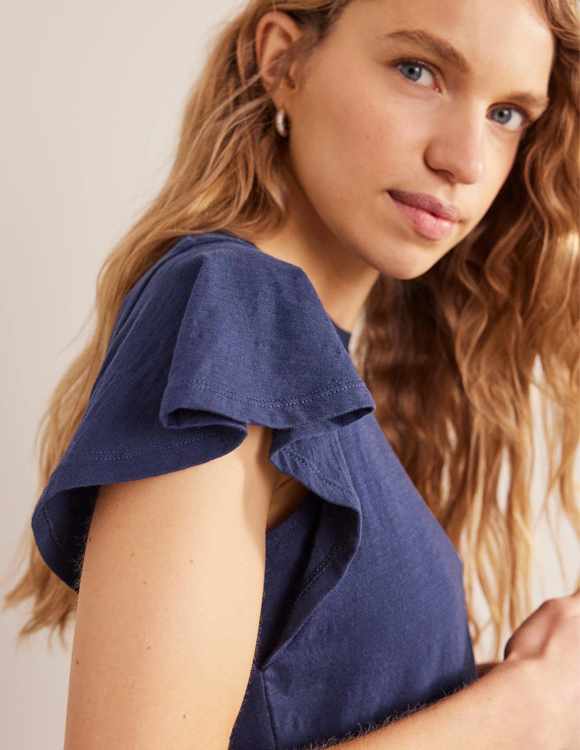 Crew Neck Flutter T-Shirt-Navy-2