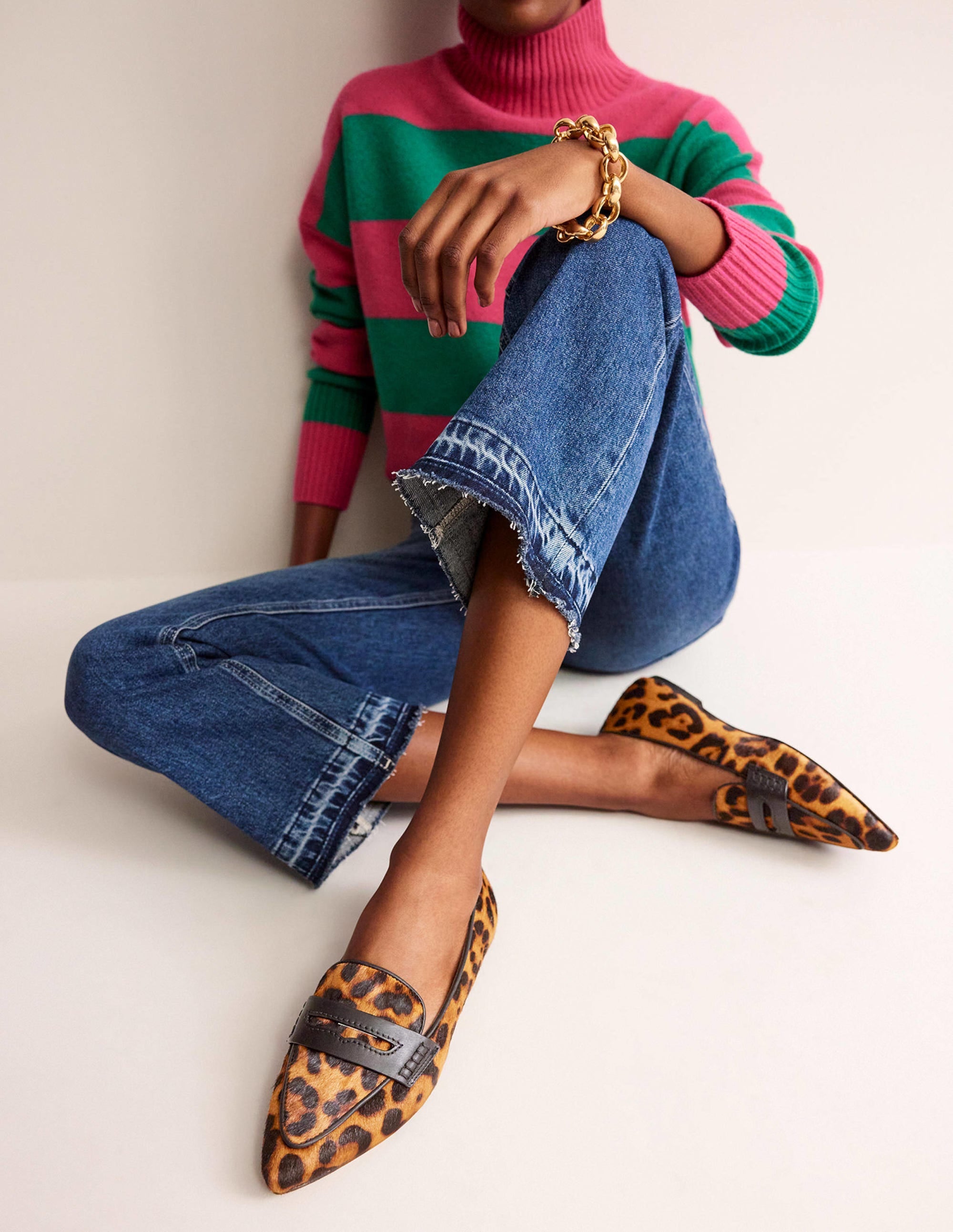Pointed Loafers-Classic Leopard - Image 1