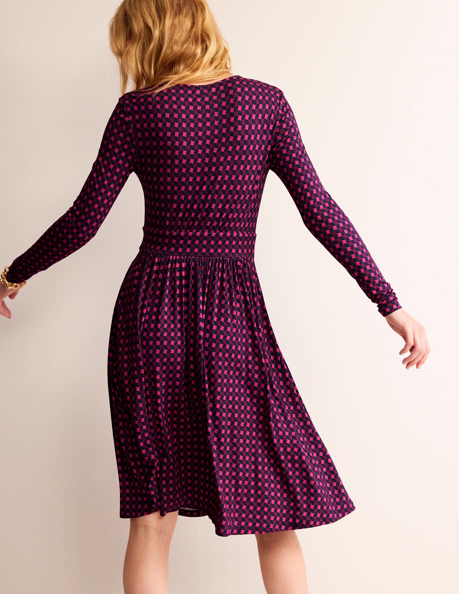 Thea Short Jersey Dress-Vibrant Pink, Abstract Diamond-3