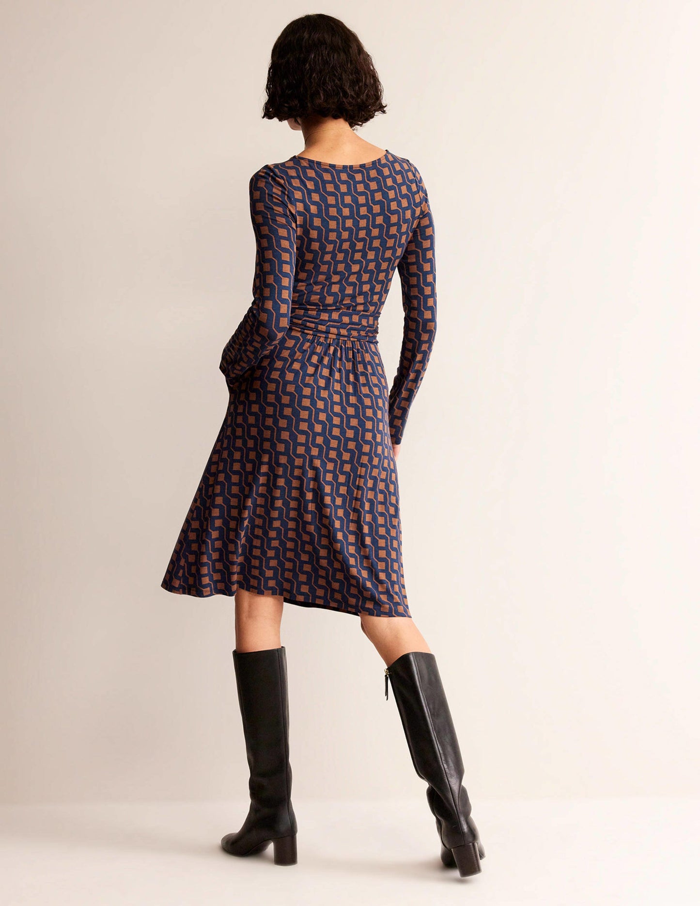 Abigail Jersey Dress-Cognac, Cube Geo