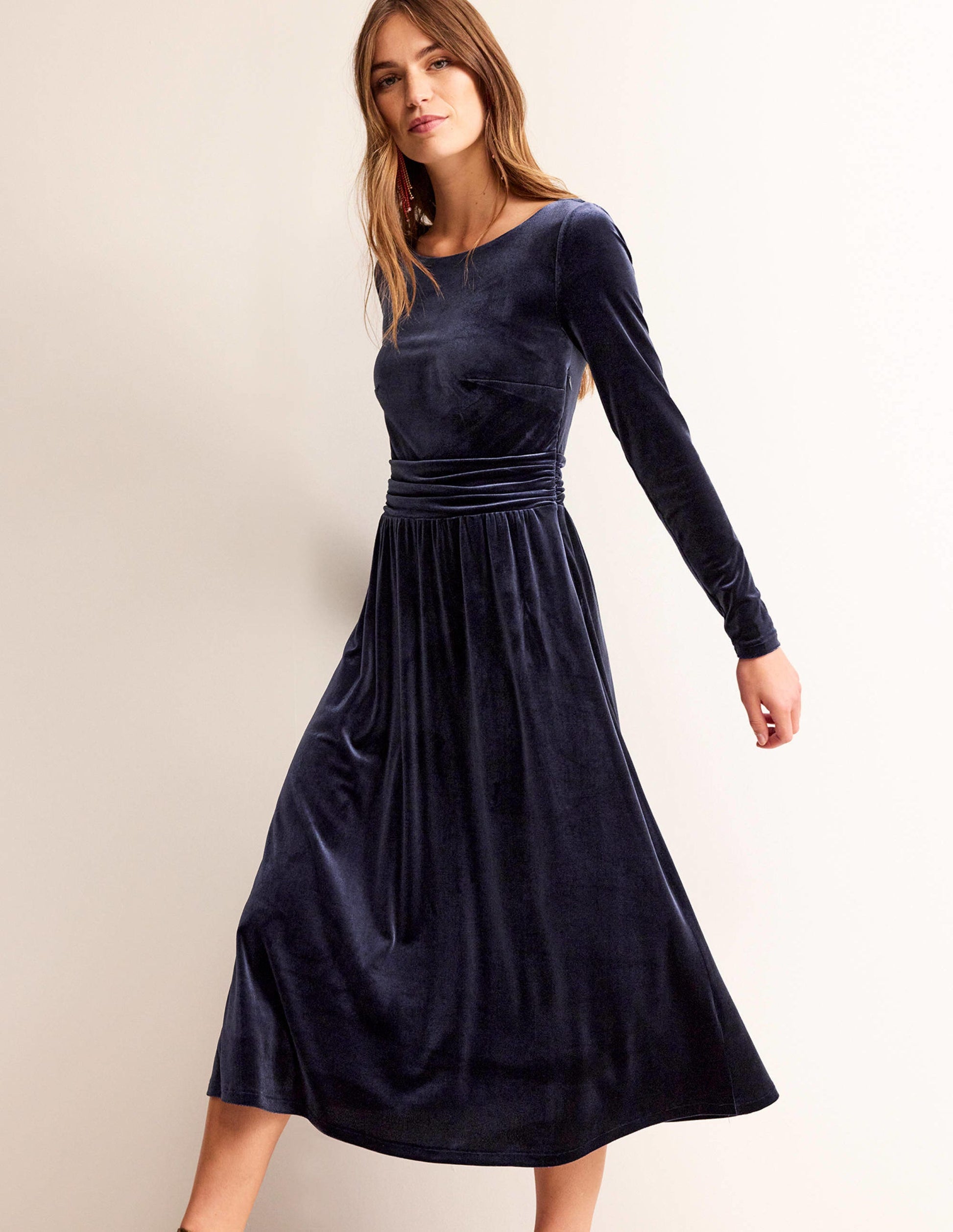 Abigail Velvet Midi Dress-Navy-4