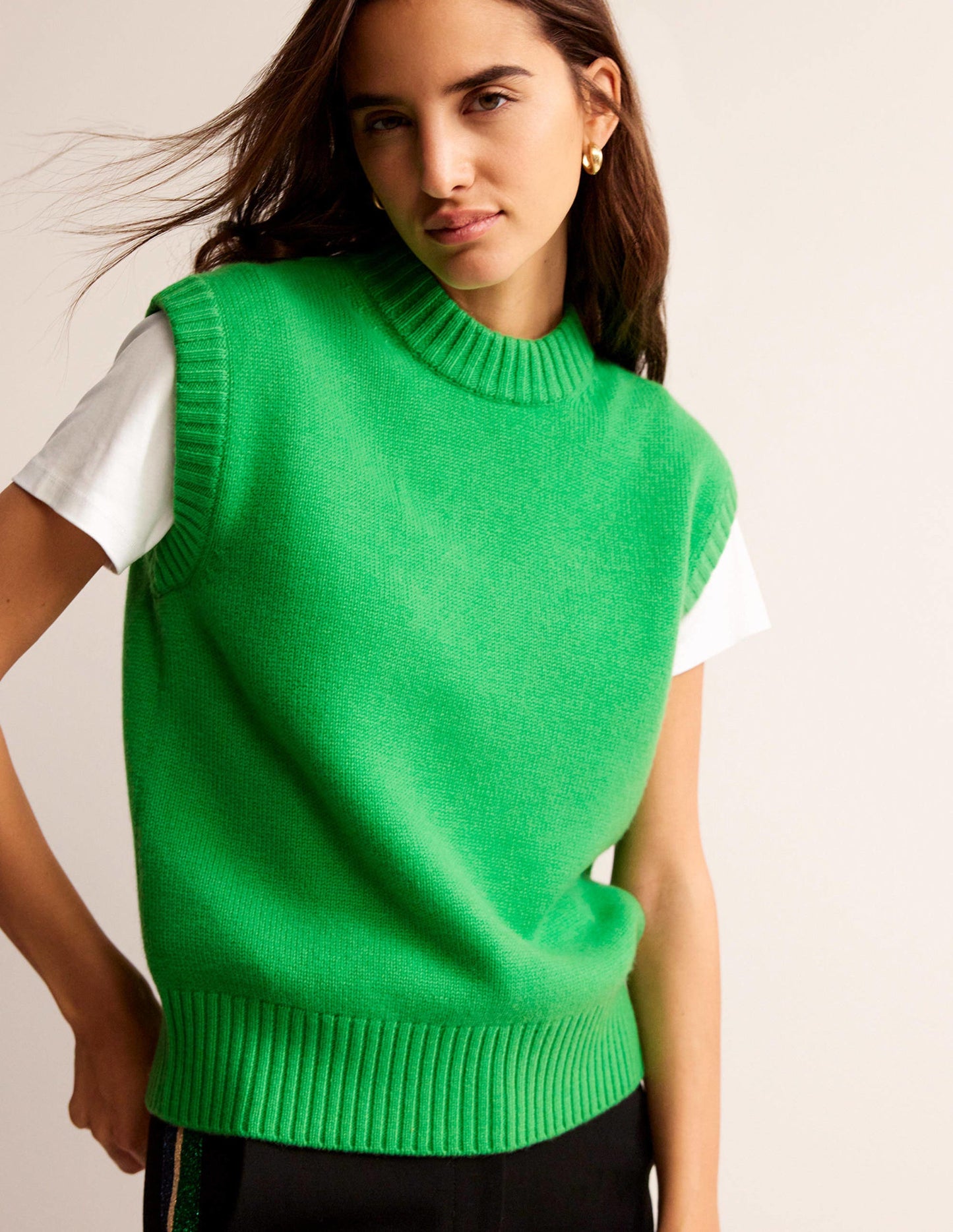 Chunky Cashmere Crew Neck Tank-Pigment Green