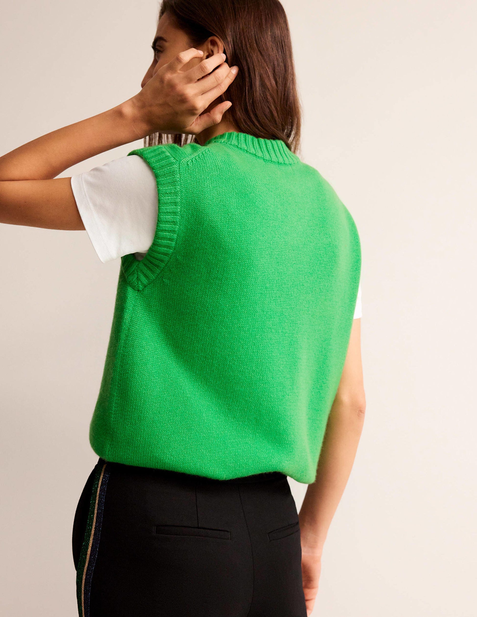 Chunky Cashmere Crew Neck Tank-Pigment Green-3
