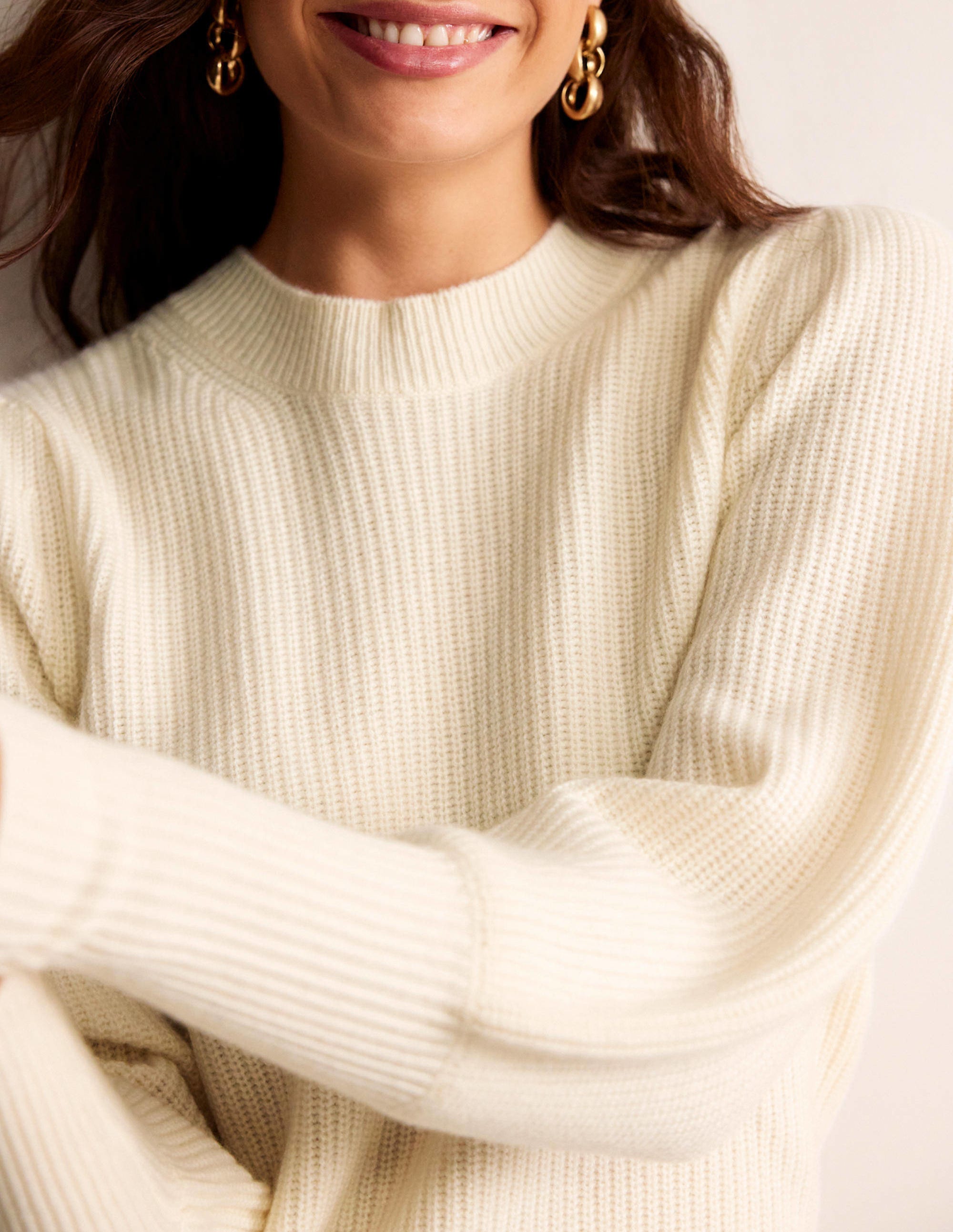 Key-Hole Cashmere Jumper-Warm Ivory - Image 2