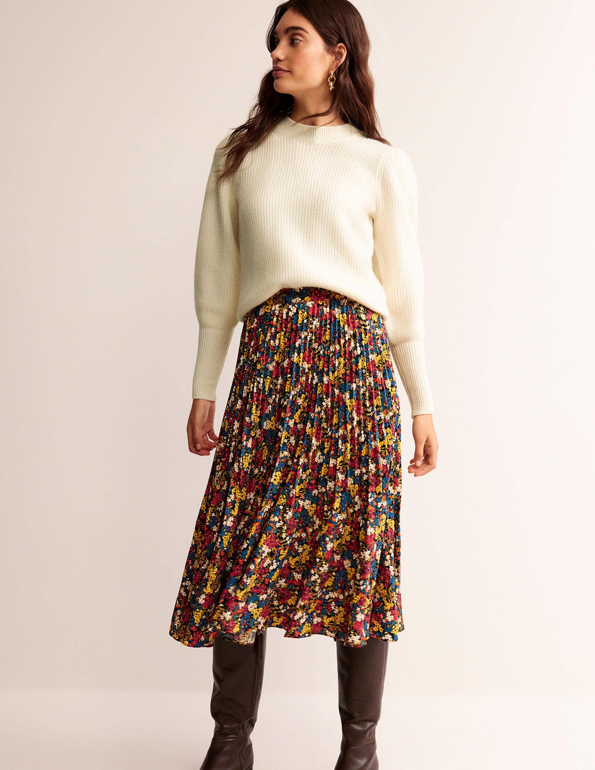 Key-Hole Cashmere Jumper-Warm Ivory-4