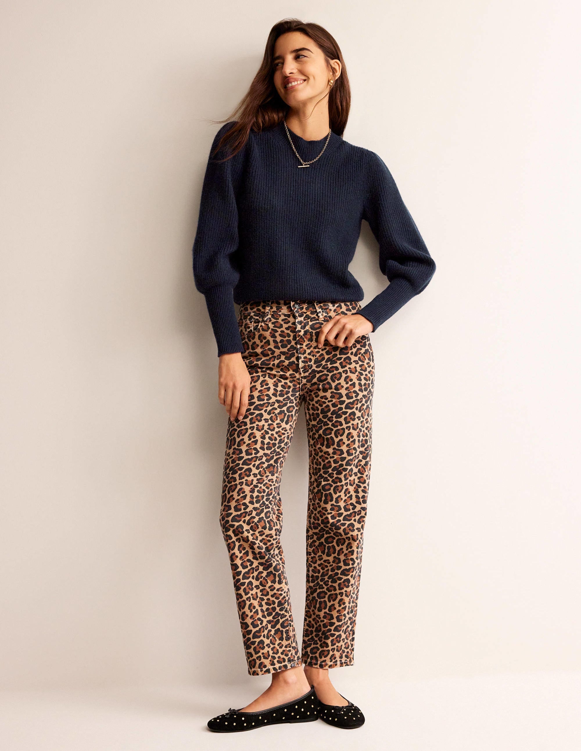 Key-Hole Cashmere Jumper-Navy - Image 4